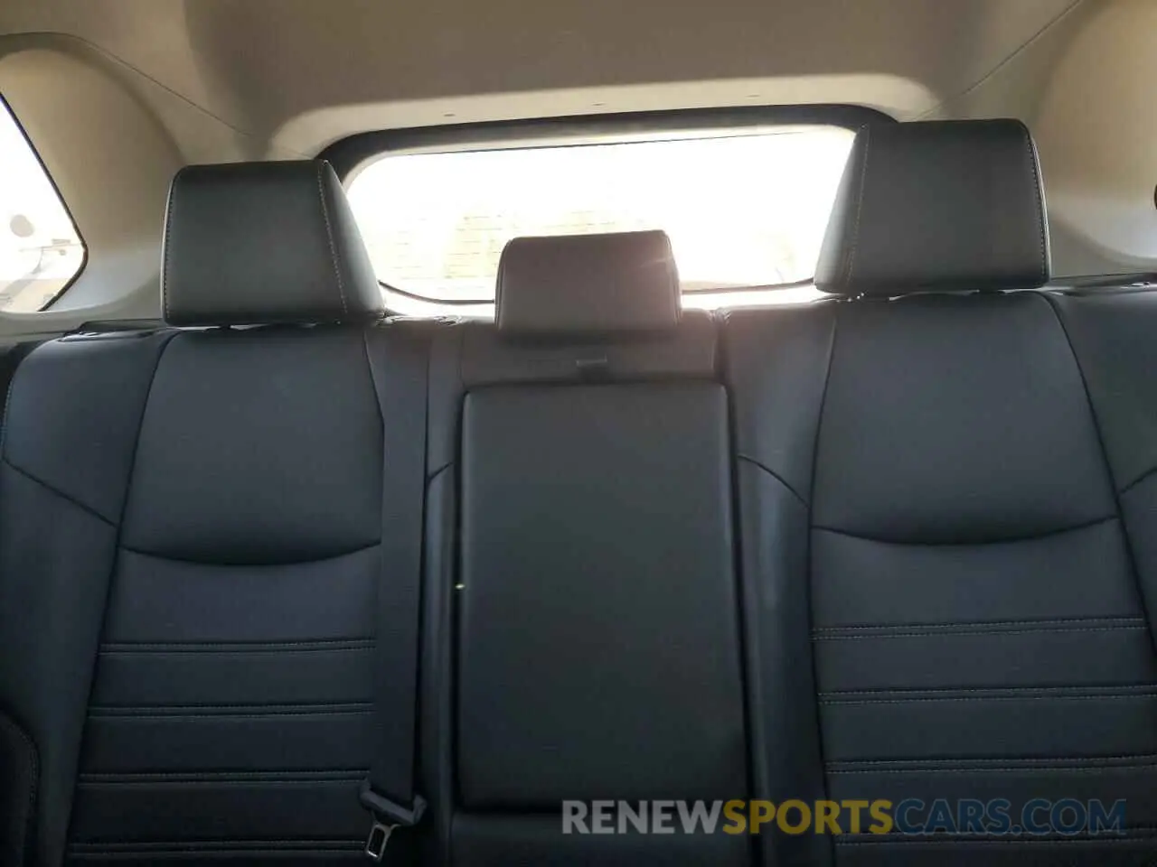10 Photograph of a damaged car 2T3A1RFV1KW045407 TOYOTA RAV4 2019