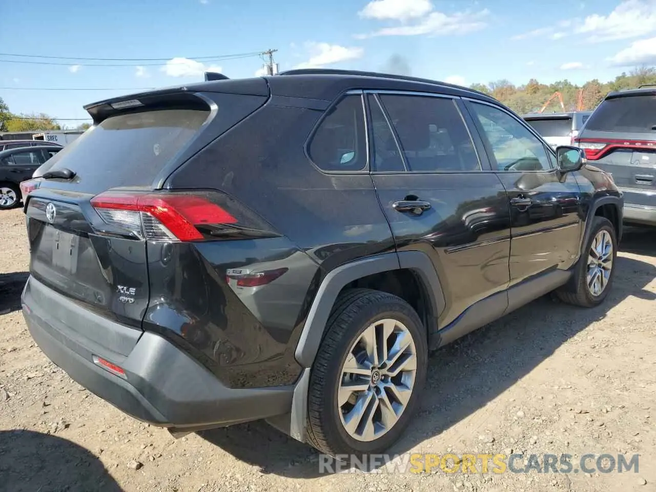 3 Photograph of a damaged car 2T3A1RFV1KW045407 TOYOTA RAV4 2019