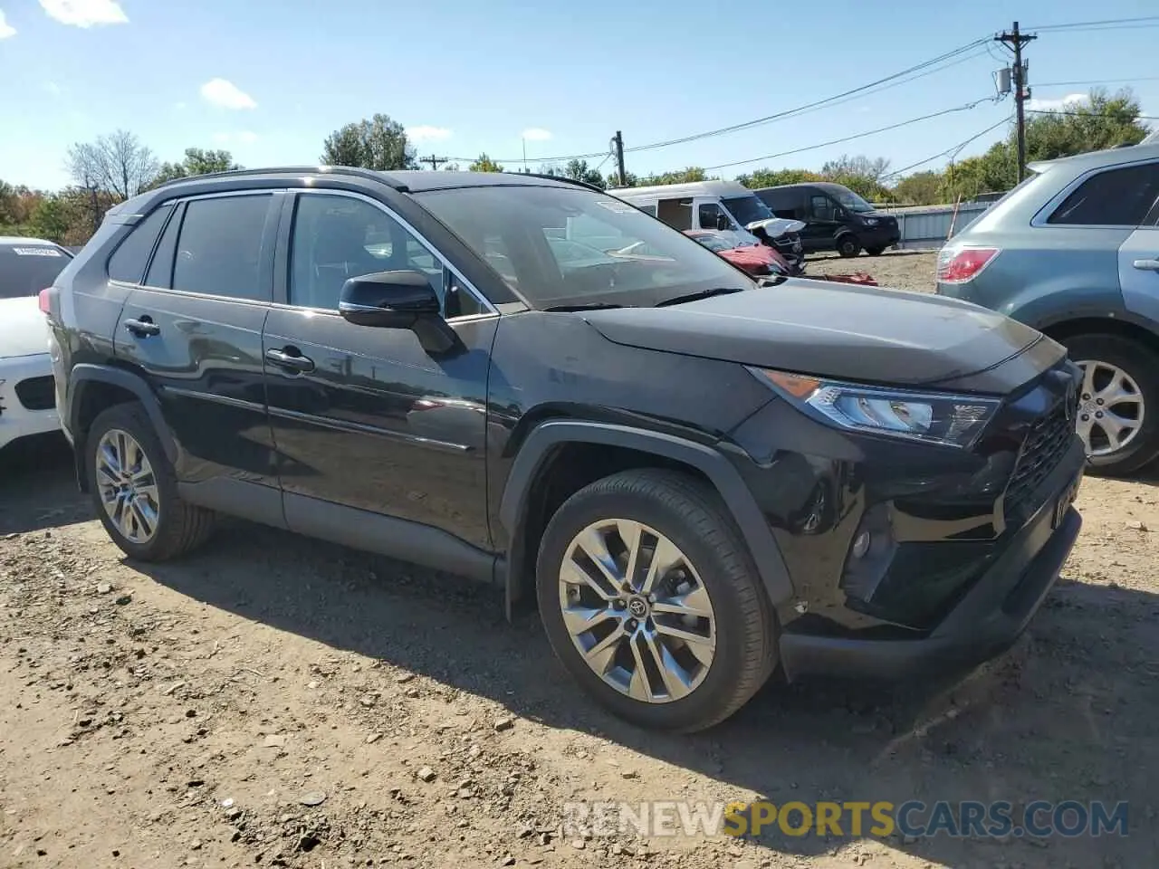 4 Photograph of a damaged car 2T3A1RFV1KW045407 TOYOTA RAV4 2019