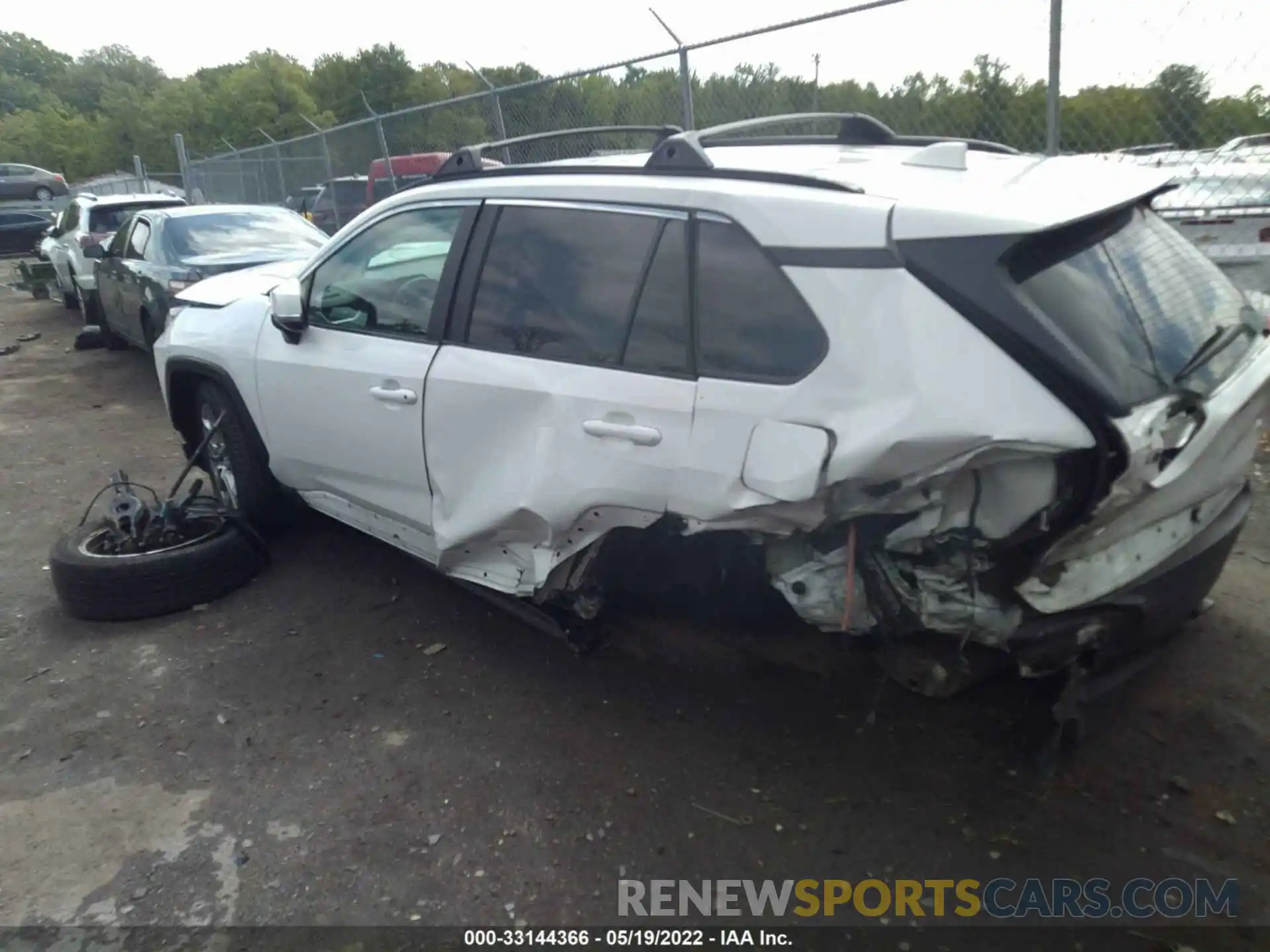 3 Photograph of a damaged car 2T3A1RFV2KC019691 TOYOTA RAV4 2019