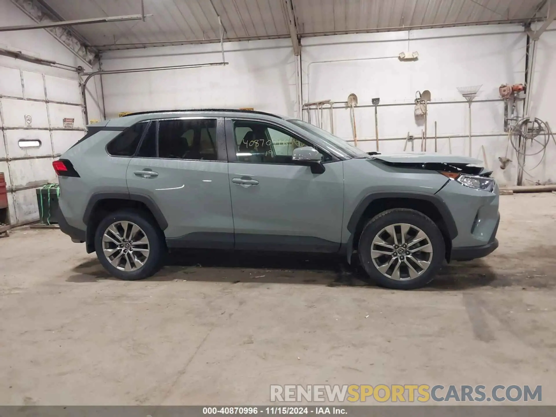 13 Photograph of a damaged car 2T3A1RFV2KC030111 TOYOTA RAV4 2019