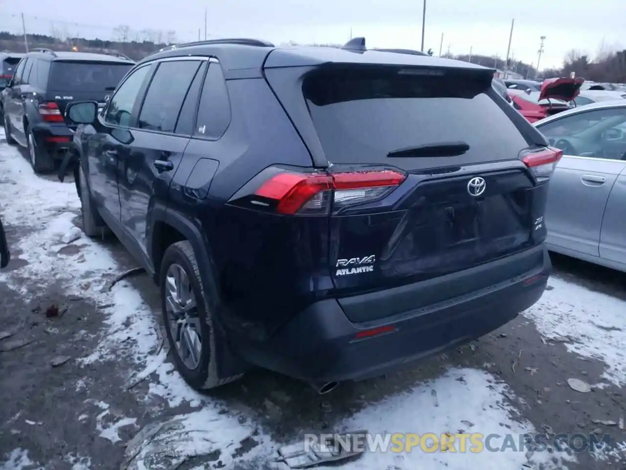 3 Photograph of a damaged car 2T3A1RFV2KC036734 TOYOTA RAV4 2019