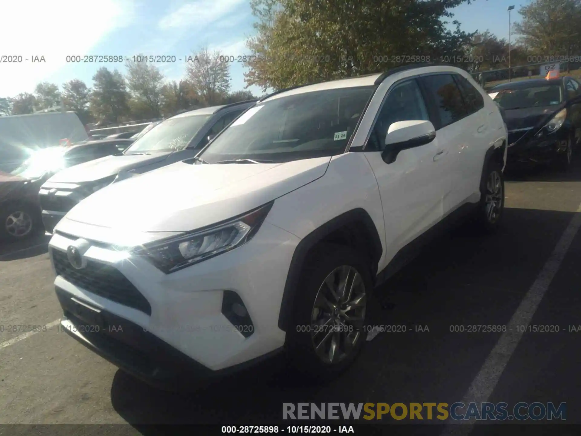 2 Photograph of a damaged car 2T3A1RFV2KC059608 TOYOTA RAV4 2019