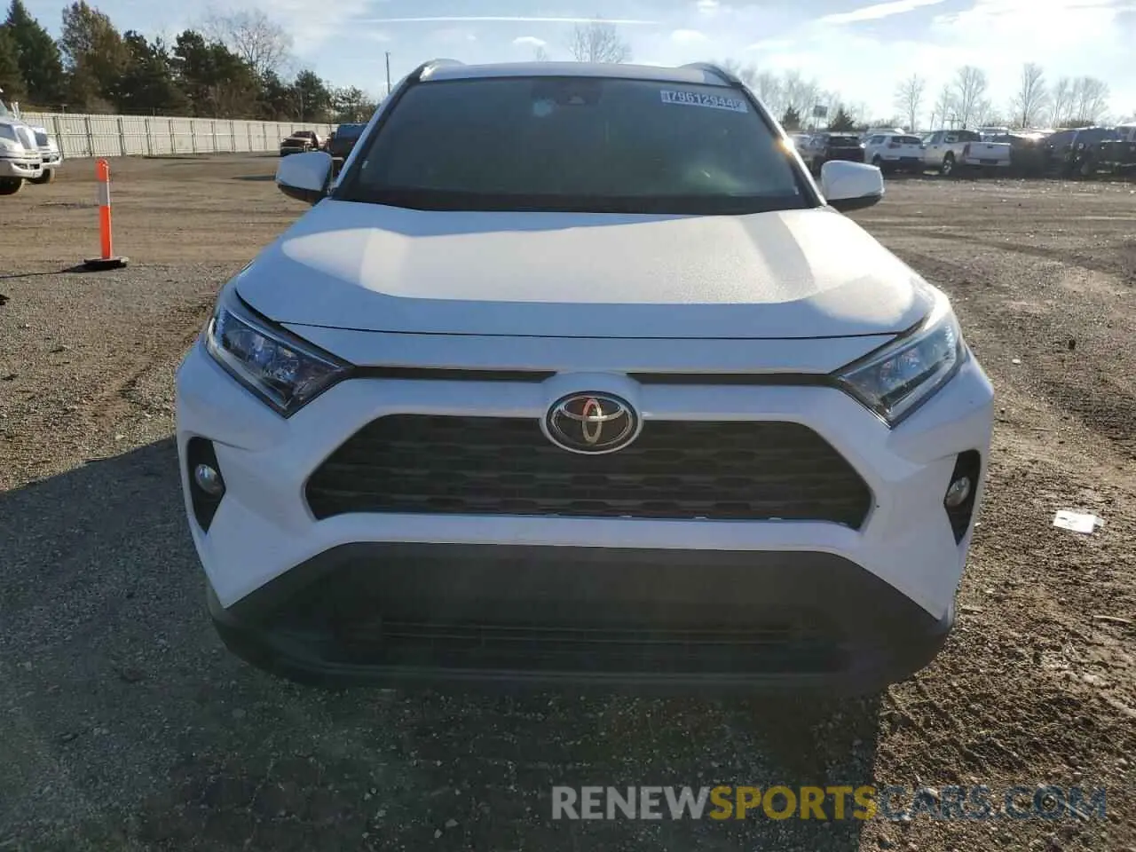 5 Photograph of a damaged car 2T3A1RFV2KW044833 TOYOTA RAV4 2019