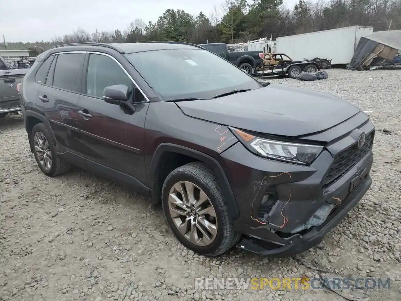 4 Photograph of a damaged car 2T3A1RFV2KW065679 TOYOTA RAV4 2019