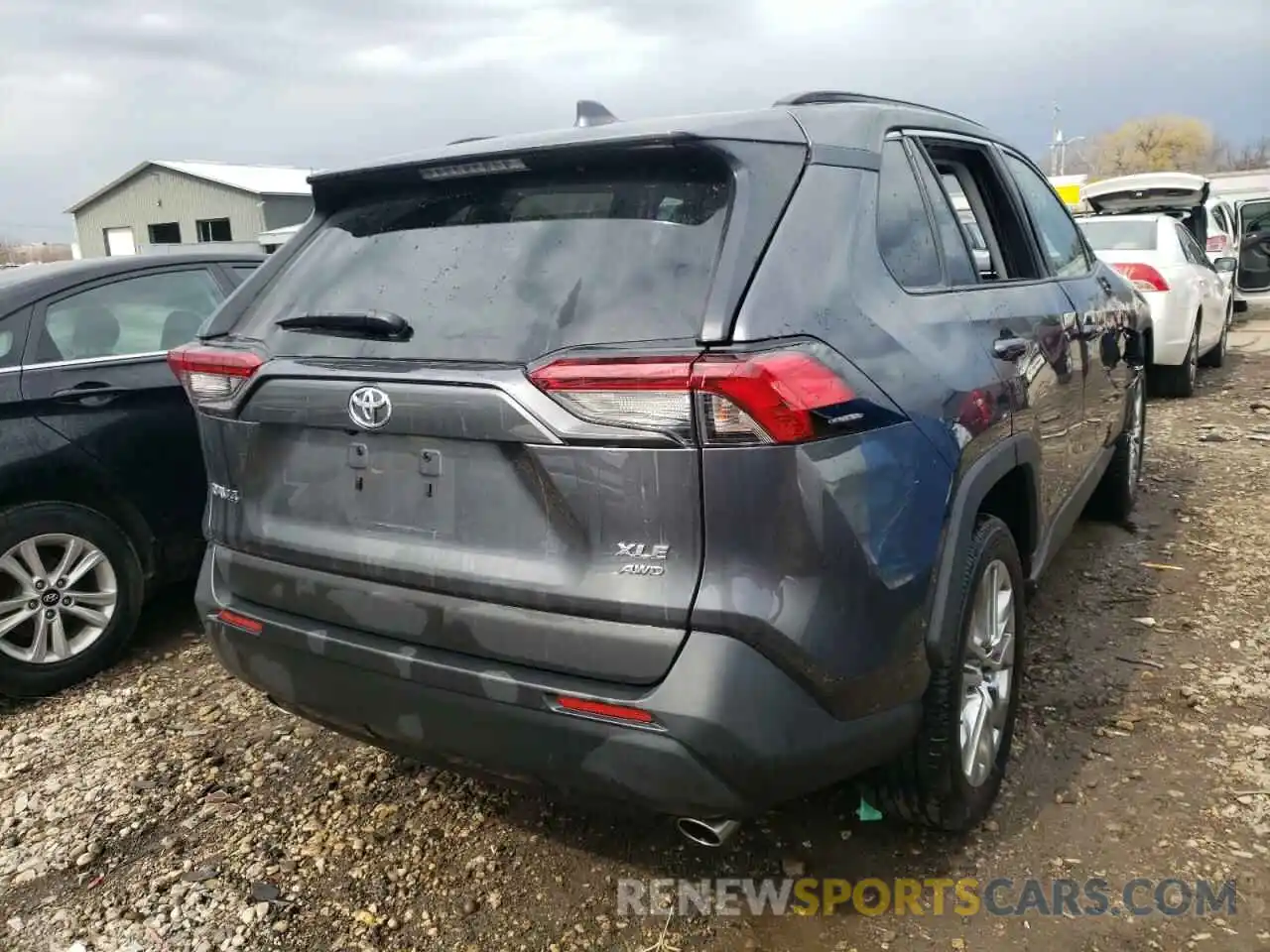 4 Photograph of a damaged car 2T3A1RFV3KC019263 TOYOTA RAV4 2019