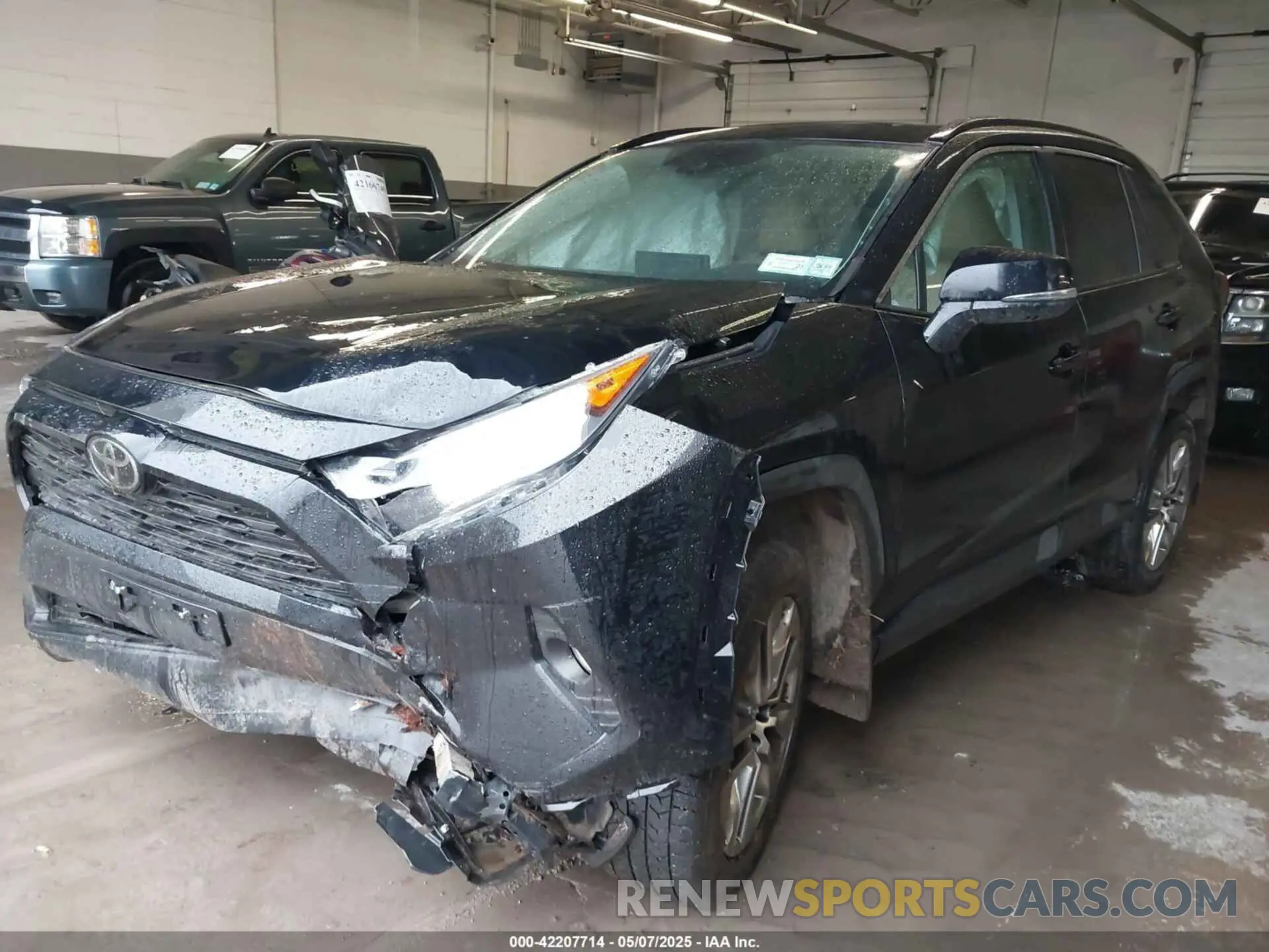 2 Photograph of a damaged car 2T3A1RFV3KC047290 TOYOTA RAV4 2019