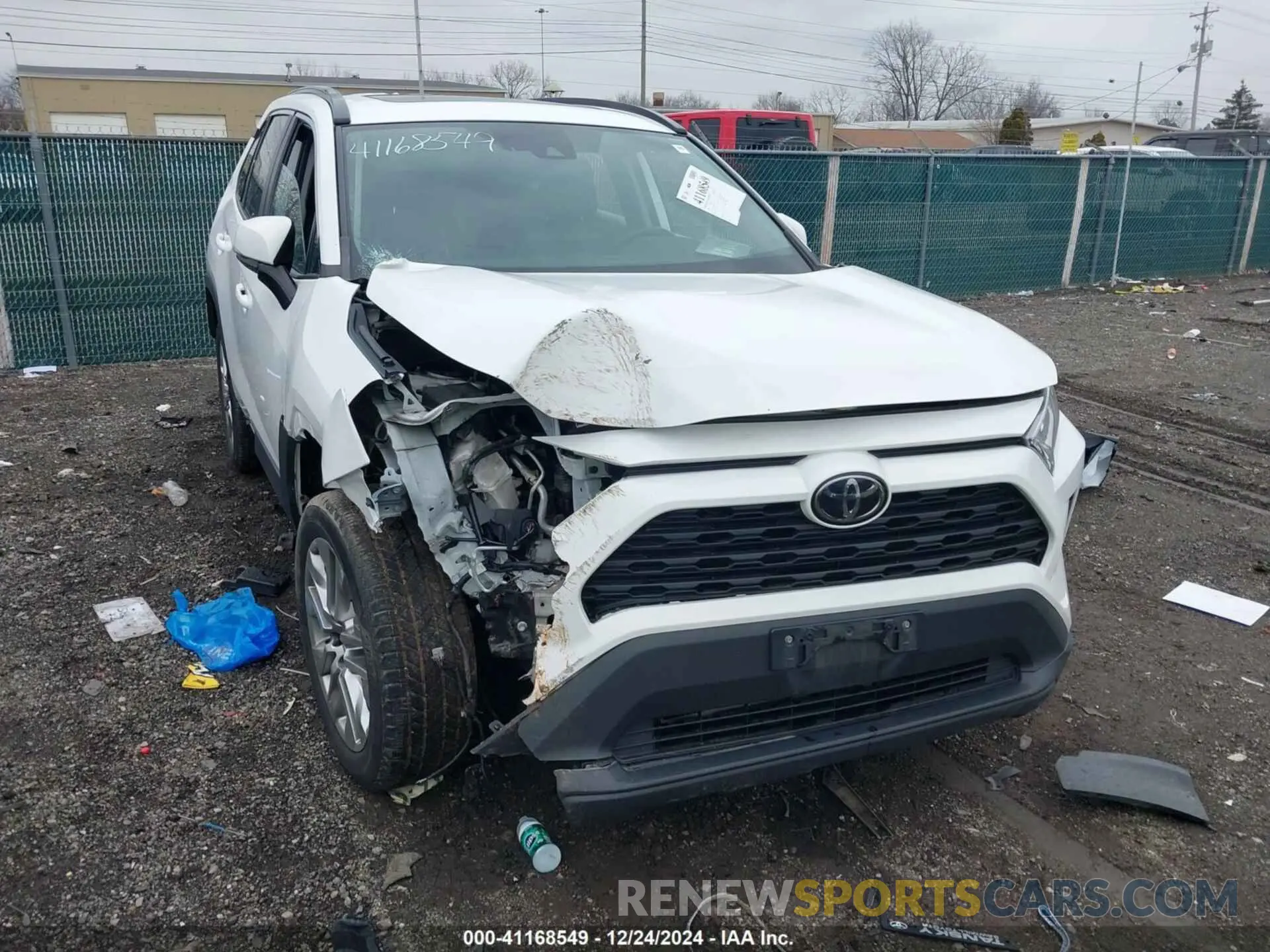 6 Photograph of a damaged car 2T3A1RFV3KW011694 TOYOTA RAV4 2019