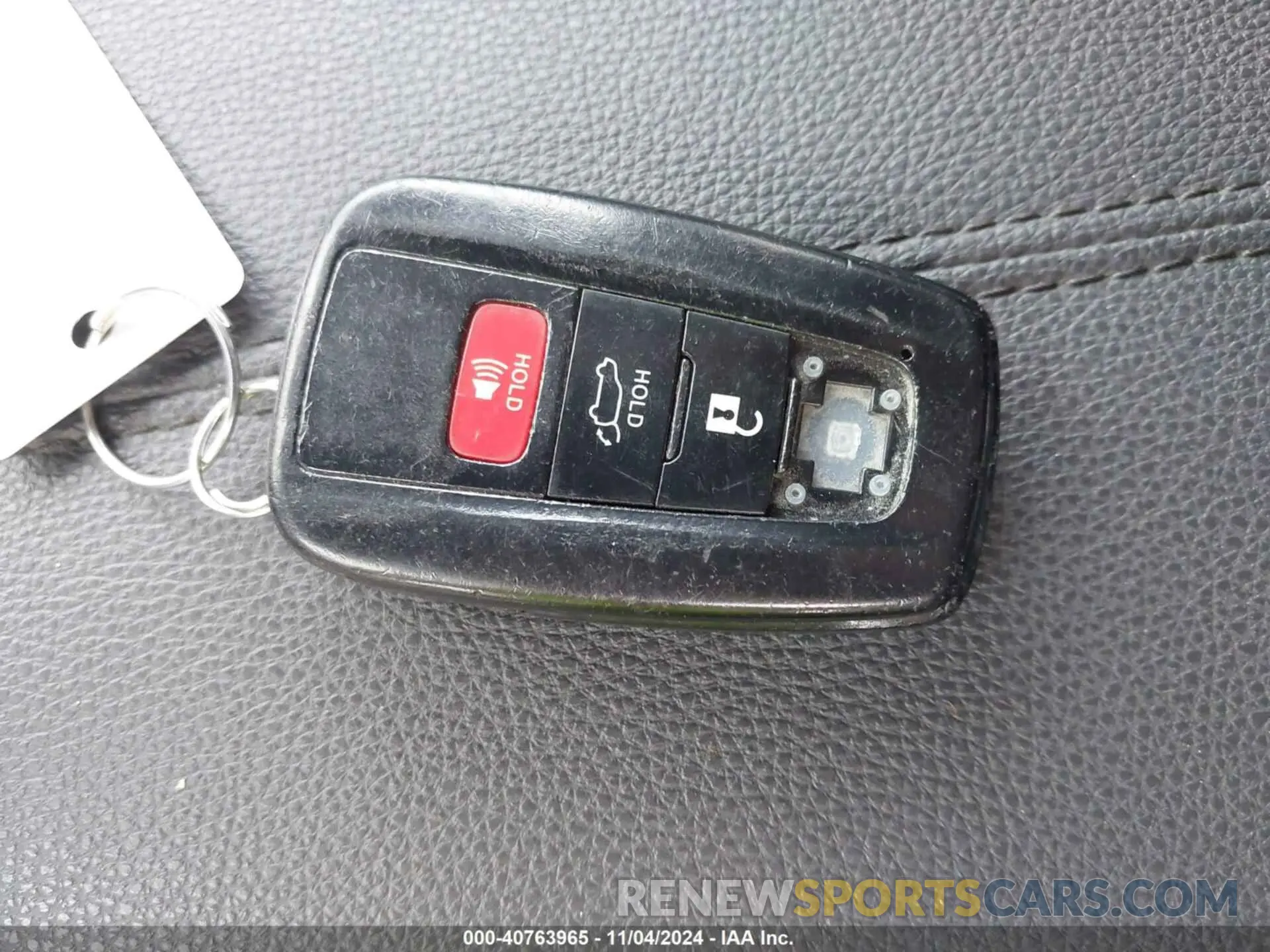 11 Photograph of a damaged car 2T3A1RFV3KW048552 TOYOTA RAV4 2019