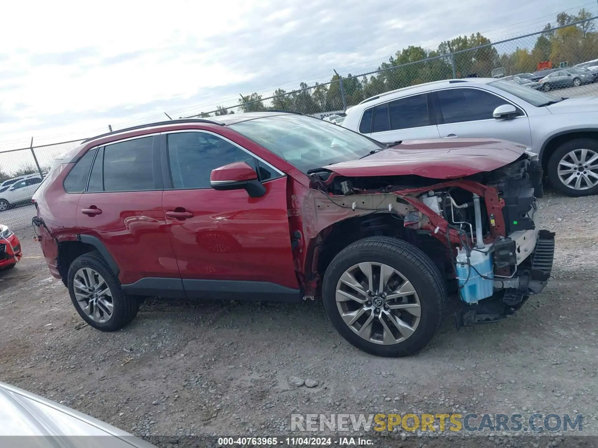 14 Photograph of a damaged car 2T3A1RFV3KW048552 TOYOTA RAV4 2019