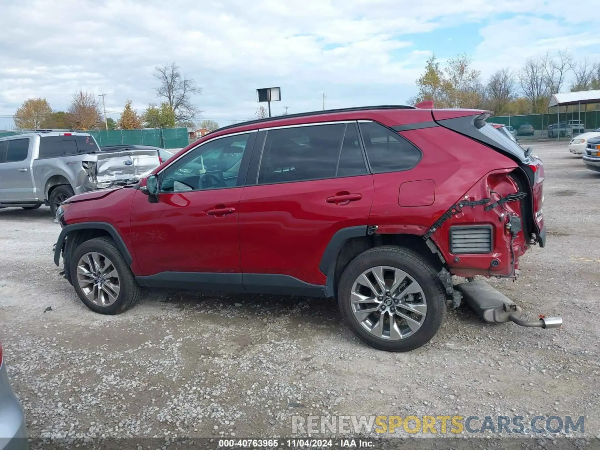 15 Photograph of a damaged car 2T3A1RFV3KW048552 TOYOTA RAV4 2019