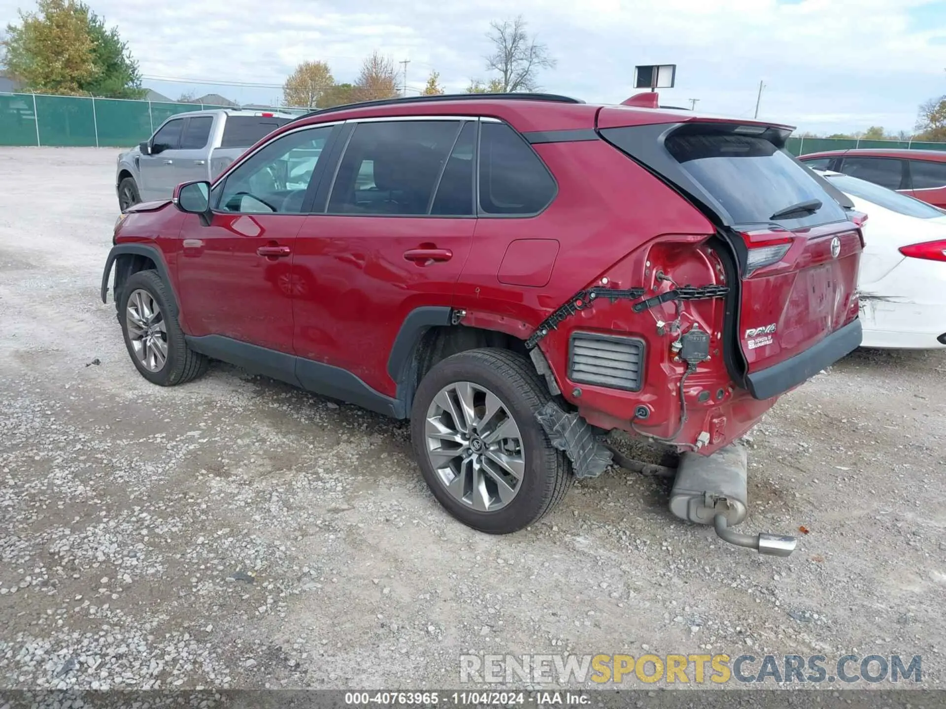 3 Photograph of a damaged car 2T3A1RFV3KW048552 TOYOTA RAV4 2019