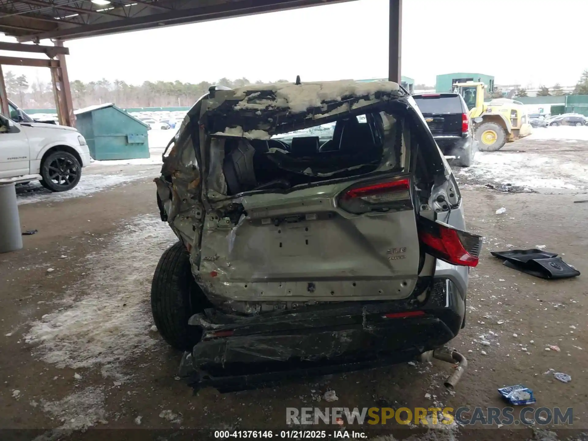 16 Photograph of a damaged car 2T3A1RFV3KW064119 TOYOTA RAV4 2019