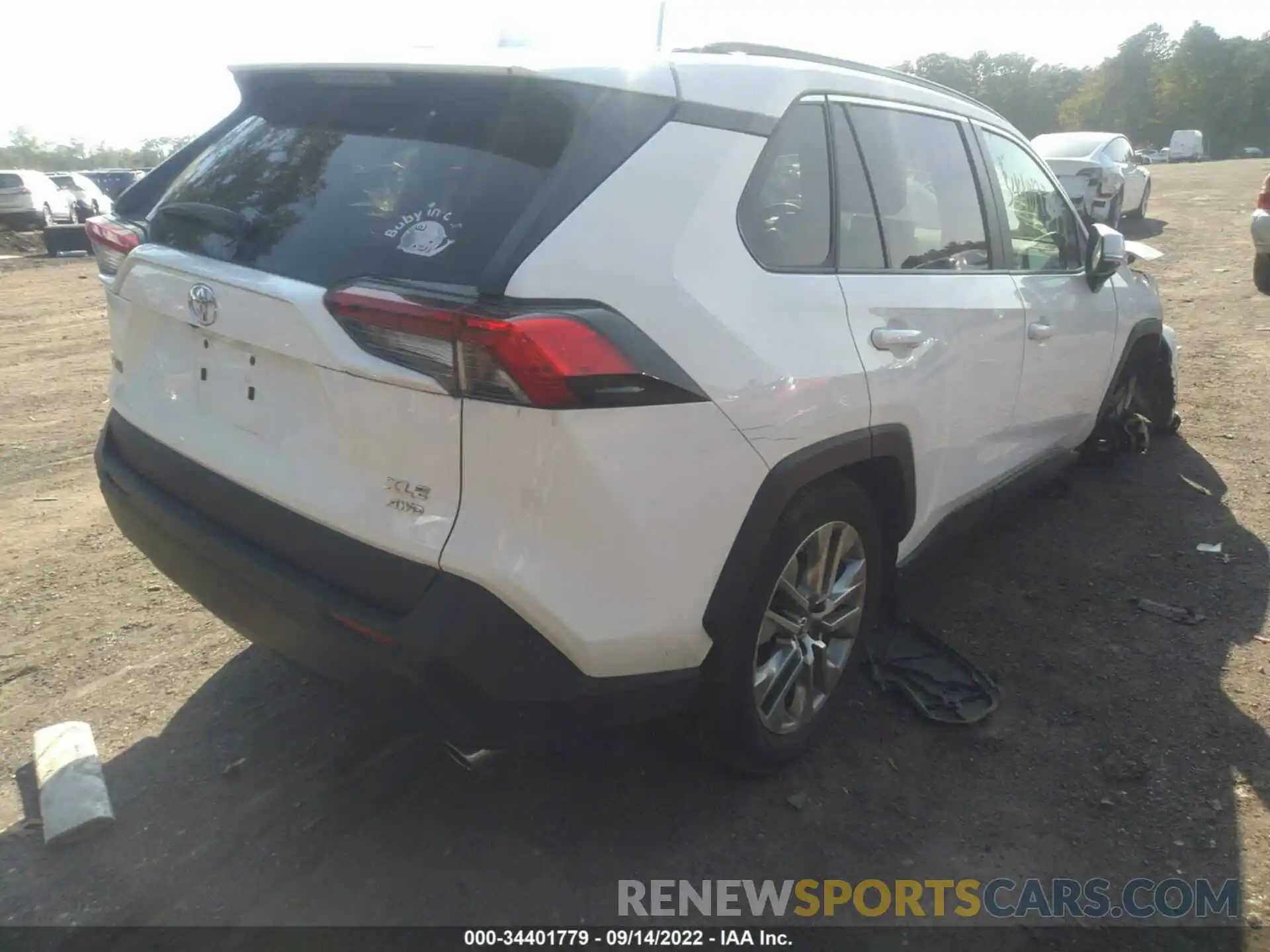 4 Photograph of a damaged car 2T3A1RFV4KC047878 TOYOTA RAV4 2019