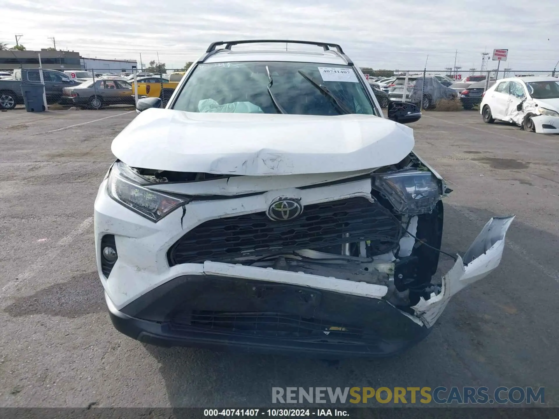12 Photograph of a damaged car 2T3A1RFV4KC050778 TOYOTA RAV4 2019