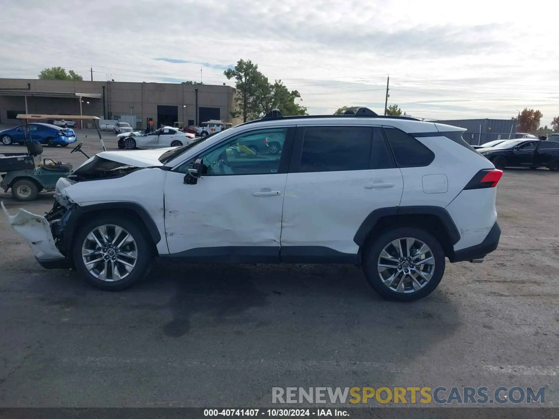 14 Photograph of a damaged car 2T3A1RFV4KC050778 TOYOTA RAV4 2019
