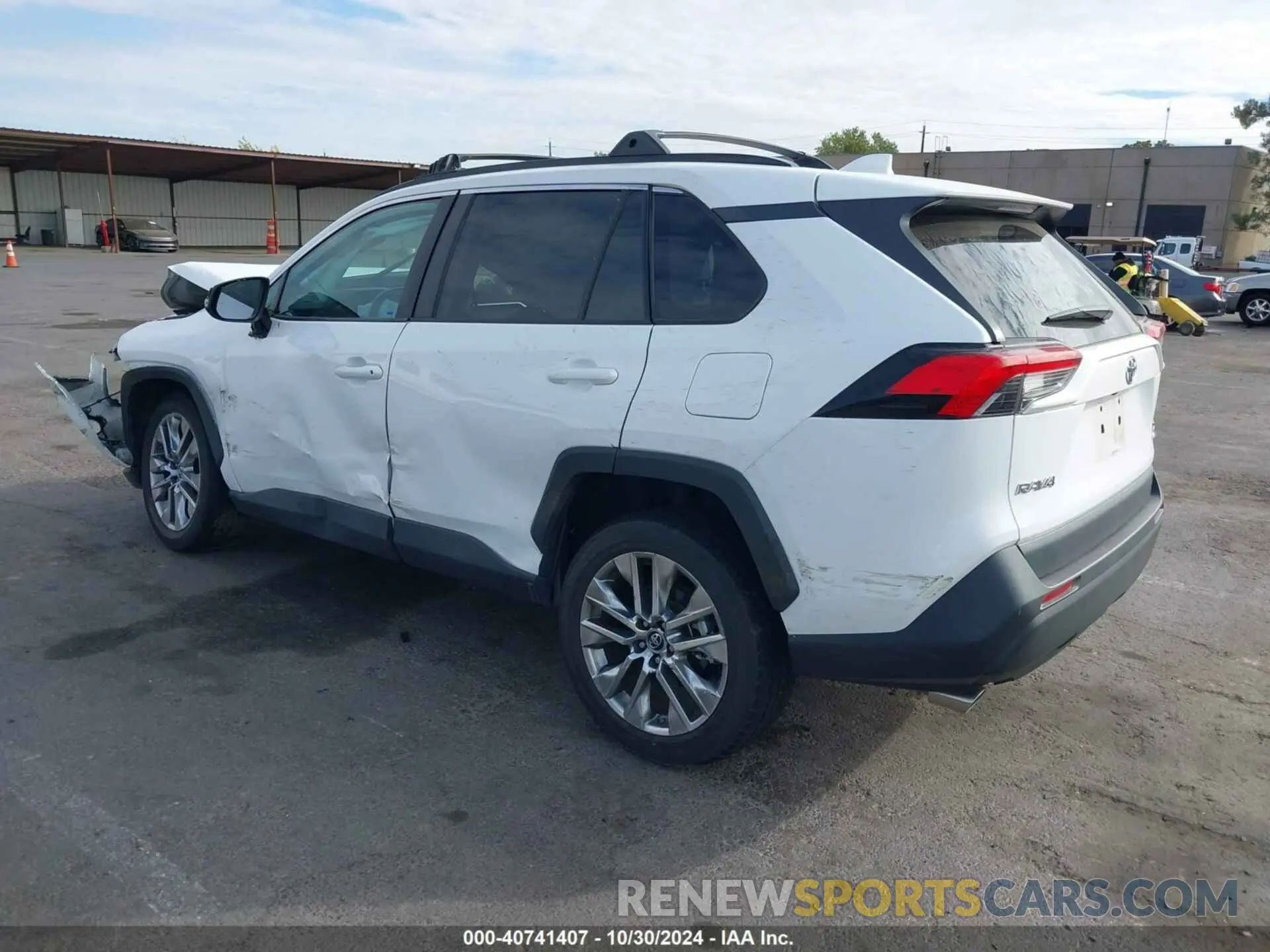 3 Photograph of a damaged car 2T3A1RFV4KC050778 TOYOTA RAV4 2019