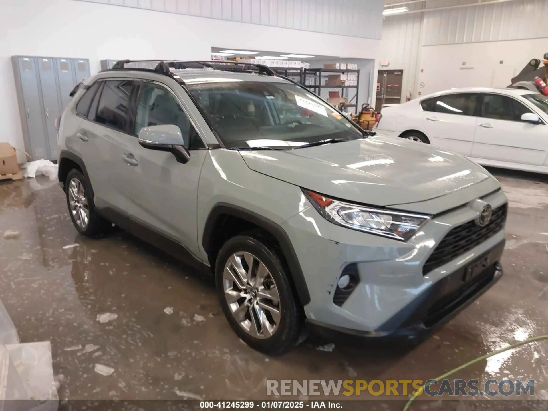 1 Photograph of a damaged car 2T3A1RFV4KW044767 TOYOTA RAV4 2019