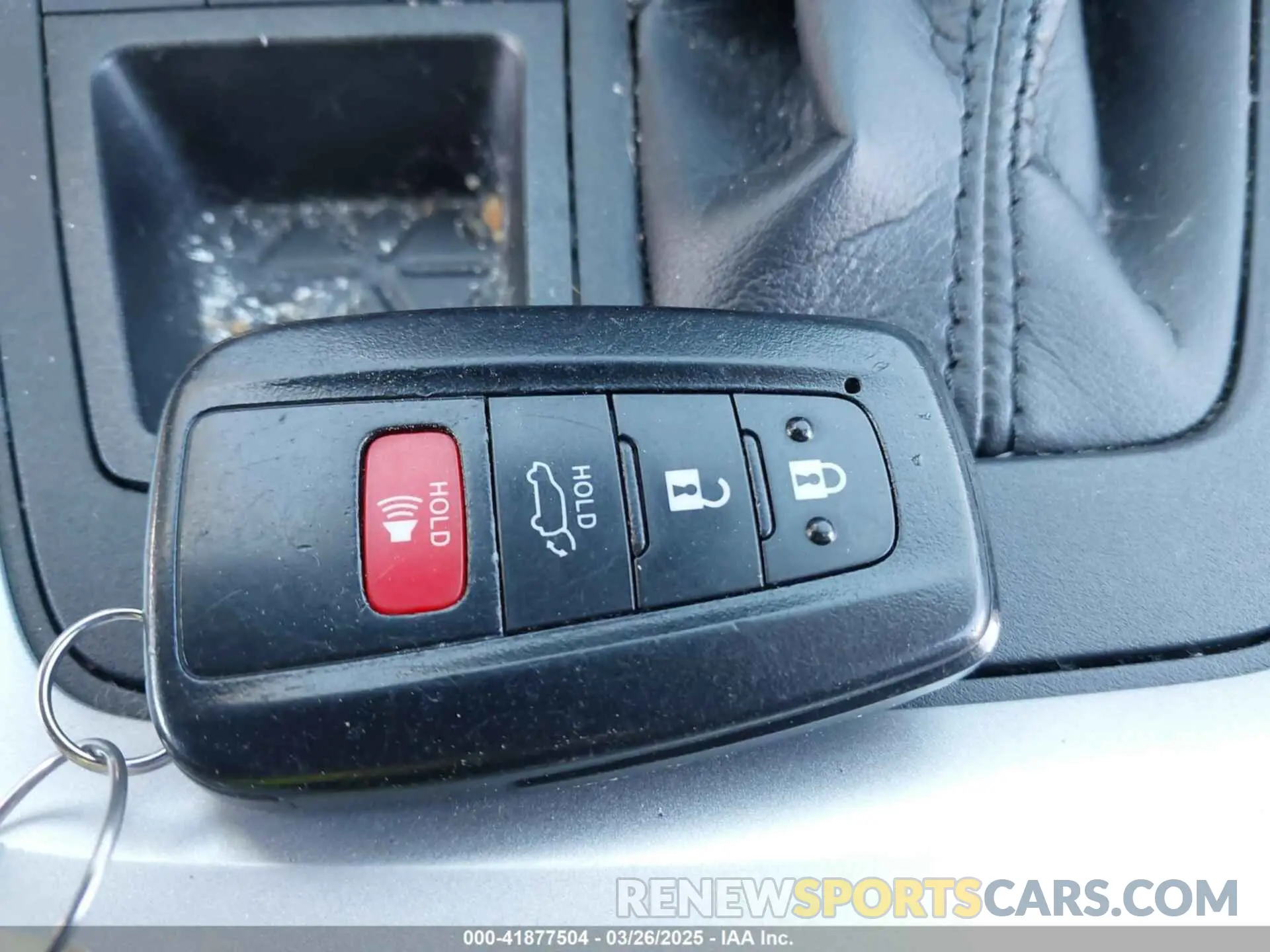 11 Photograph of a damaged car 2T3A1RFV4KW078806 TOYOTA RAV4 2019