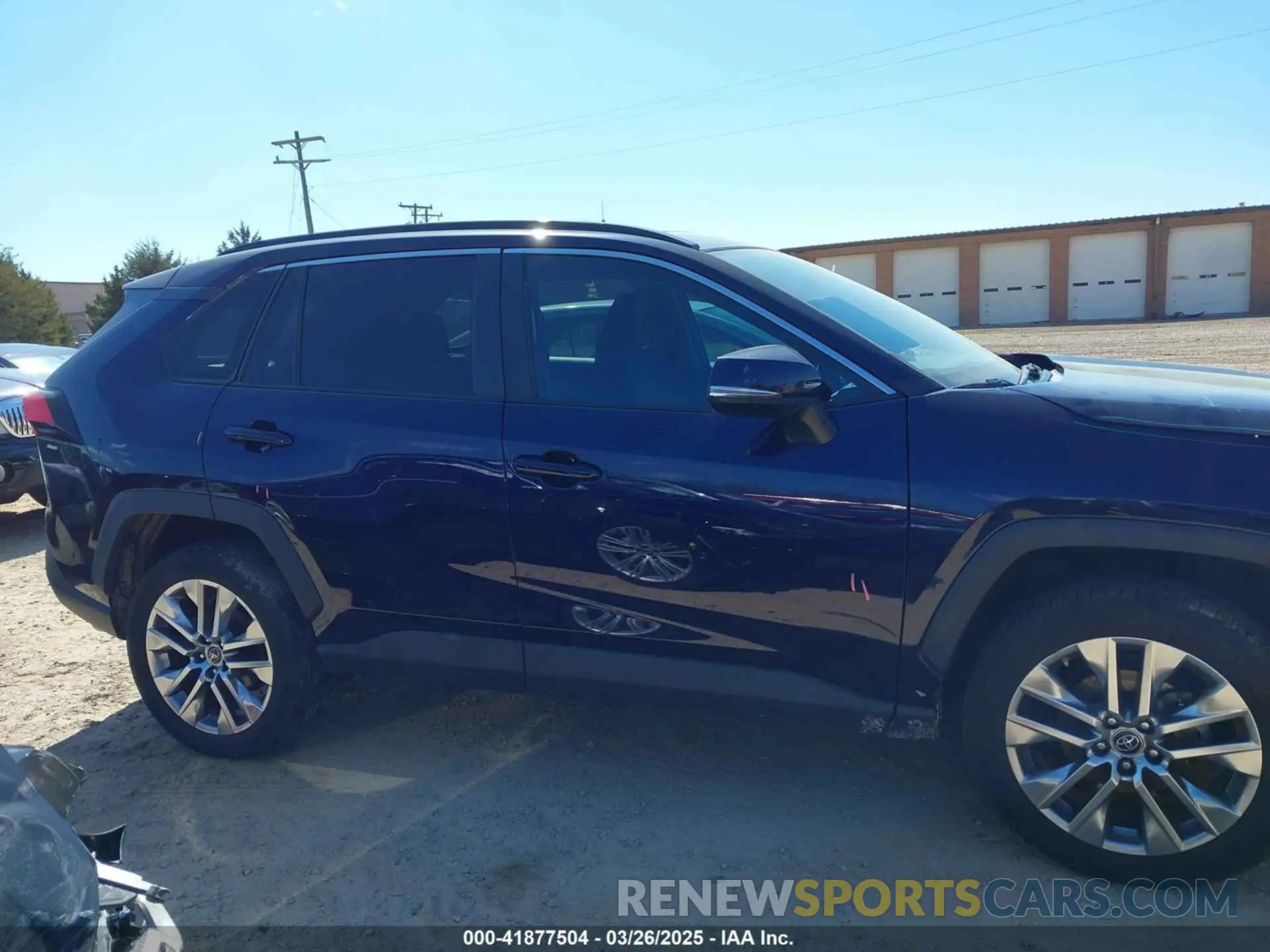 13 Photograph of a damaged car 2T3A1RFV4KW078806 TOYOTA RAV4 2019