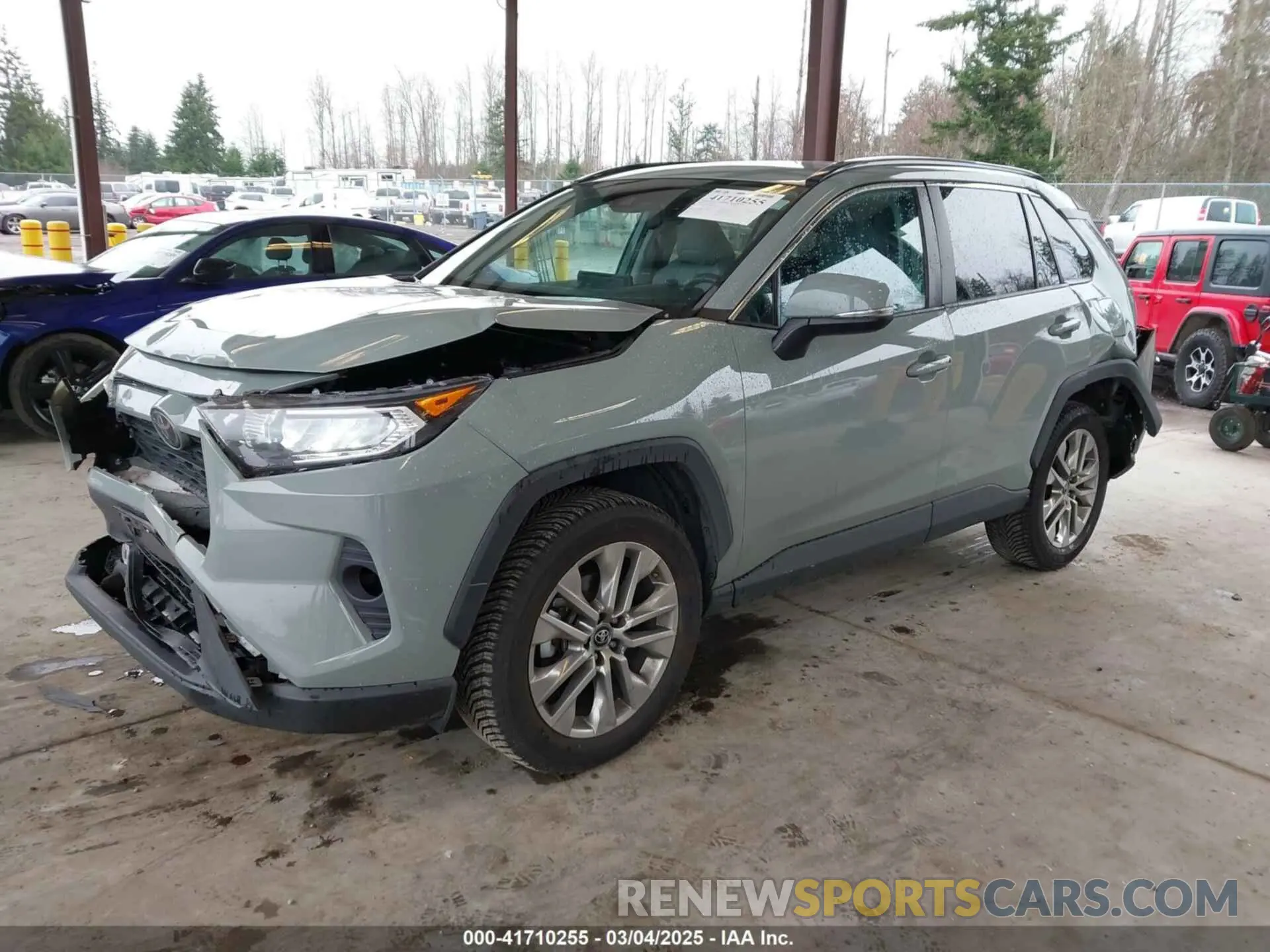 2 Photograph of a damaged car 2T3A1RFV4KW081334 TOYOTA RAV4 2019