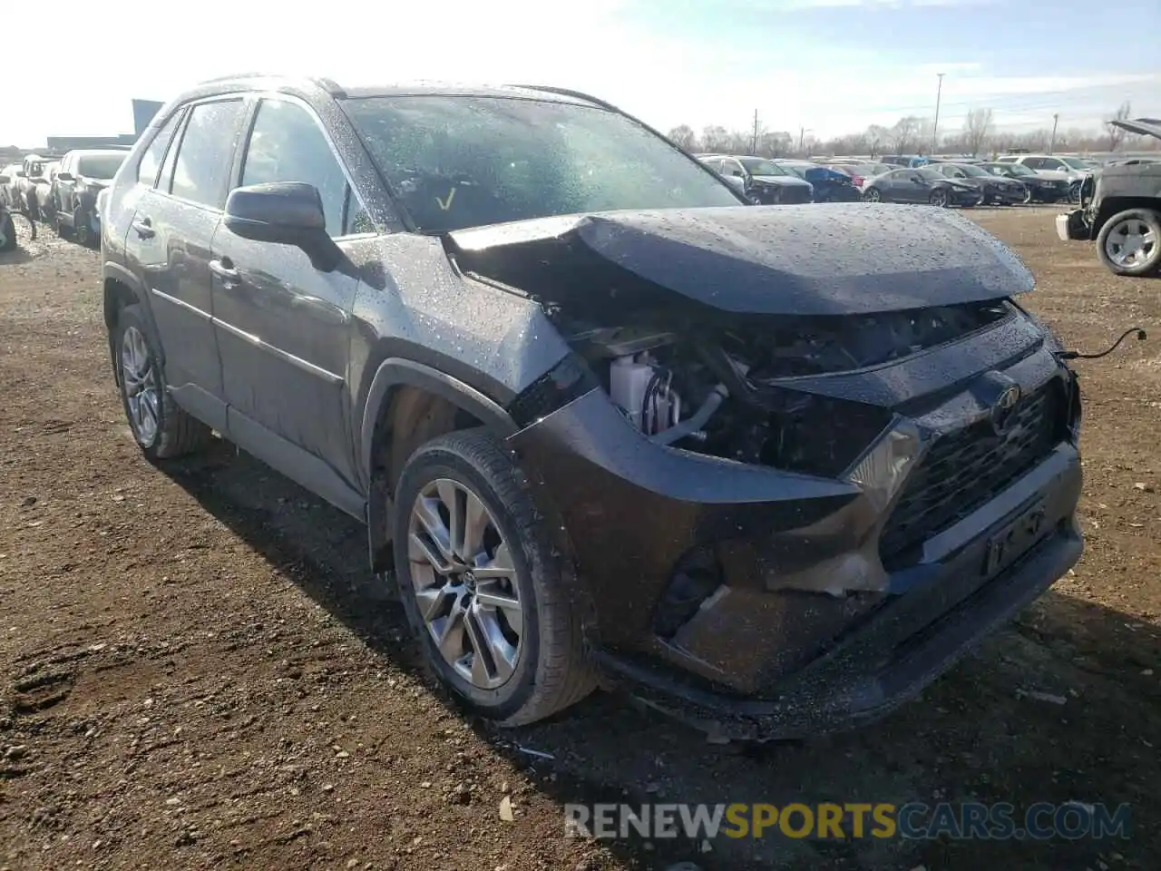 1 Photograph of a damaged car 2T3A1RFV5KW014404 TOYOTA RAV4 2019