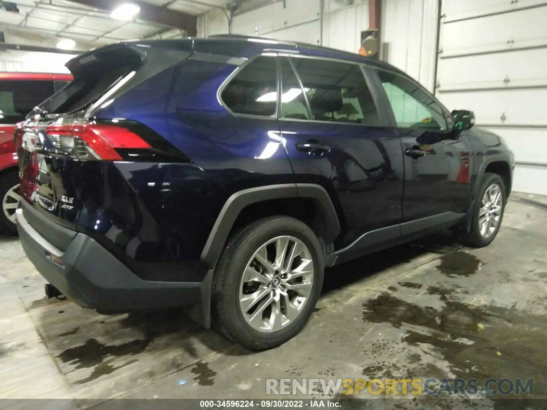 4 Photograph of a damaged car 2T3A1RFV5KW047161 TOYOTA RAV4 2019