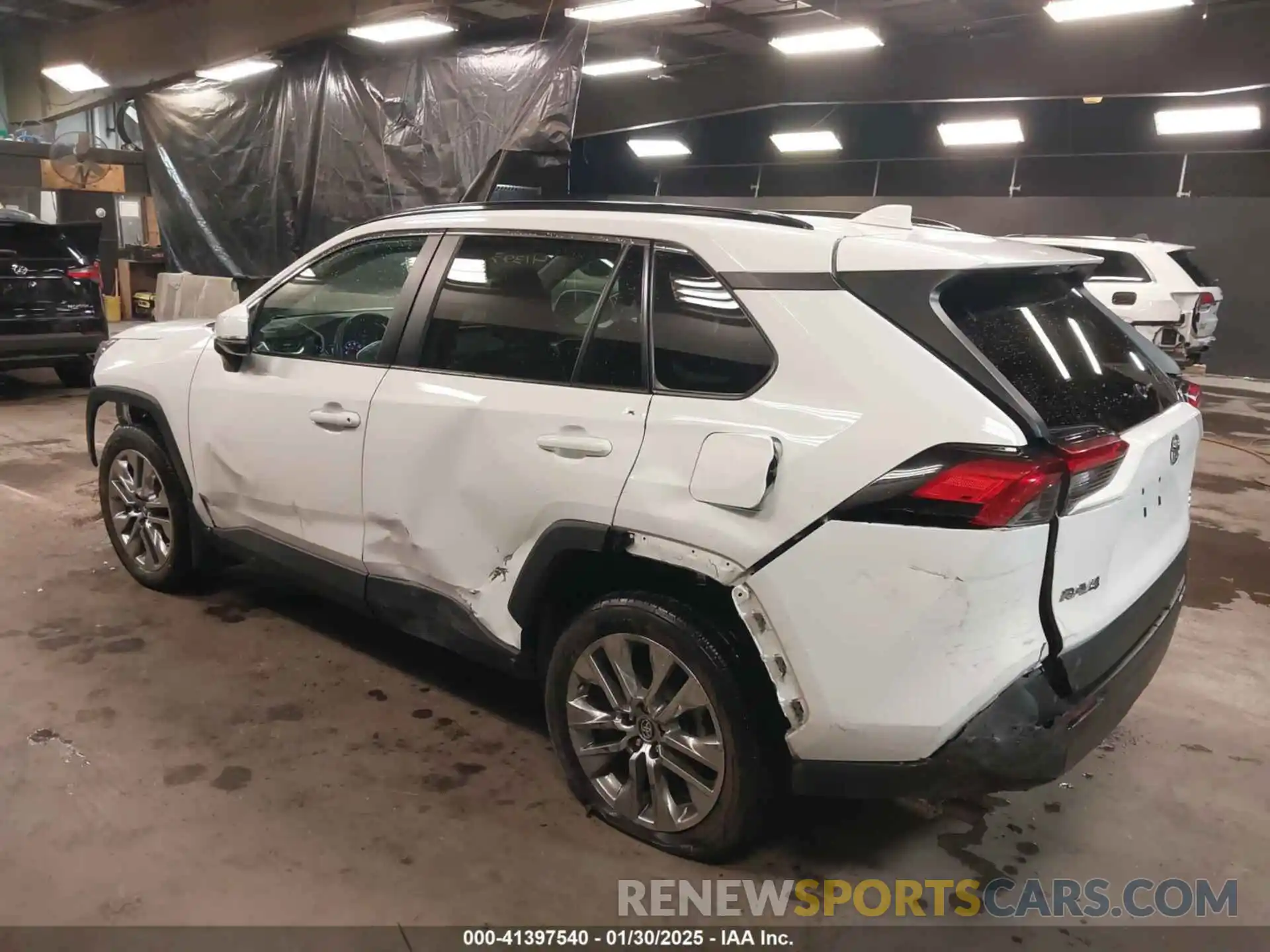 6 Photograph of a damaged car 2T3A1RFV5KW049606 TOYOTA RAV4 2019