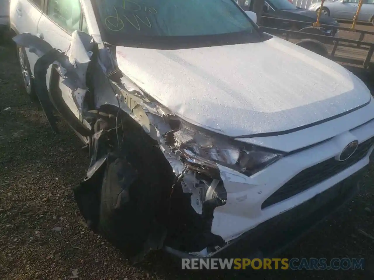 9 Photograph of a damaged car 2T3A1RFV5KW057141 TOYOTA RAV4 2019