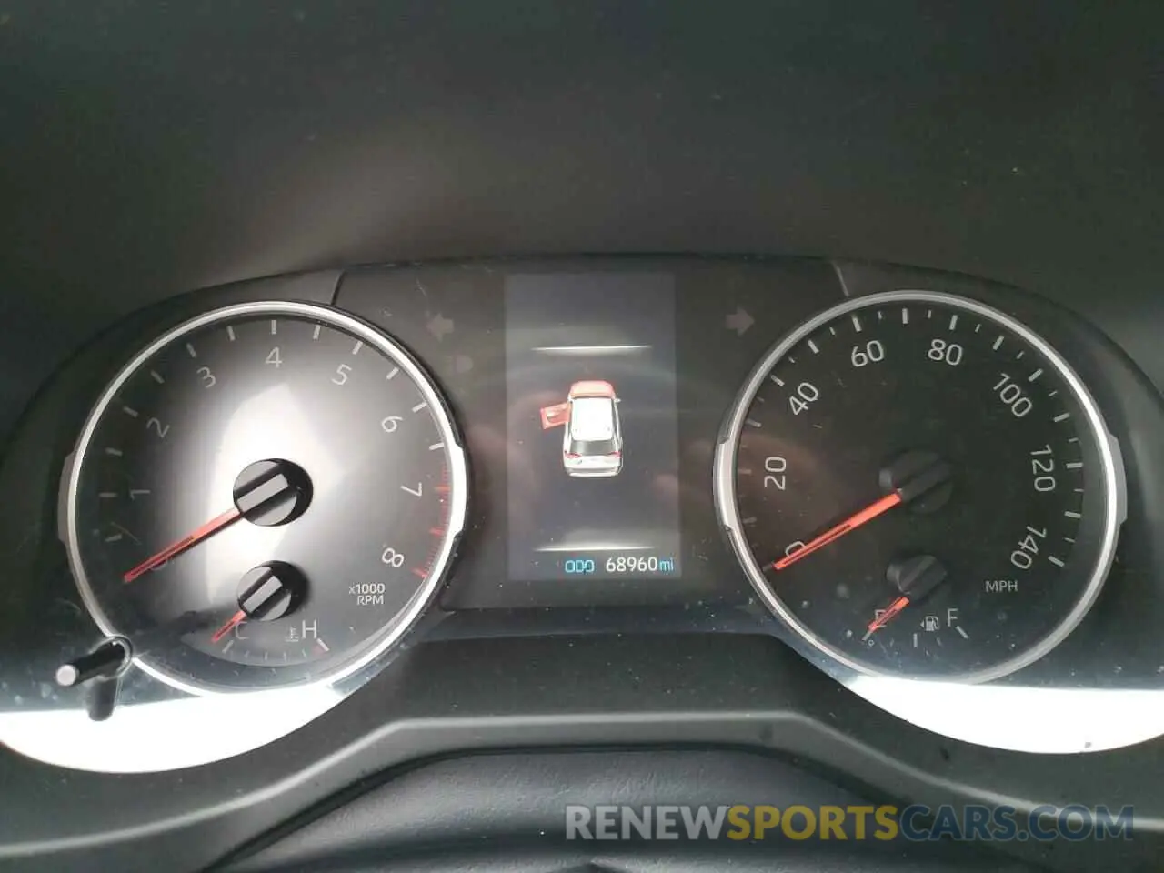 9 Photograph of a damaged car 2T3A1RFV5KW066583 TOYOTA RAV4 2019