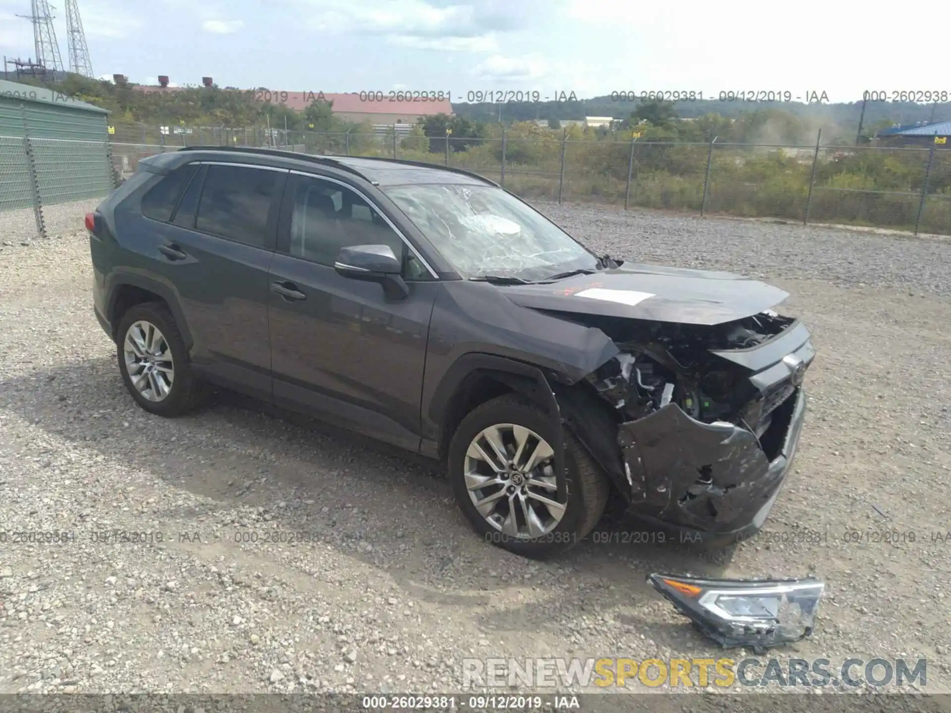 1 Photograph of a damaged car 2T3A1RFV6KC012033 TOYOTA RAV4 2019