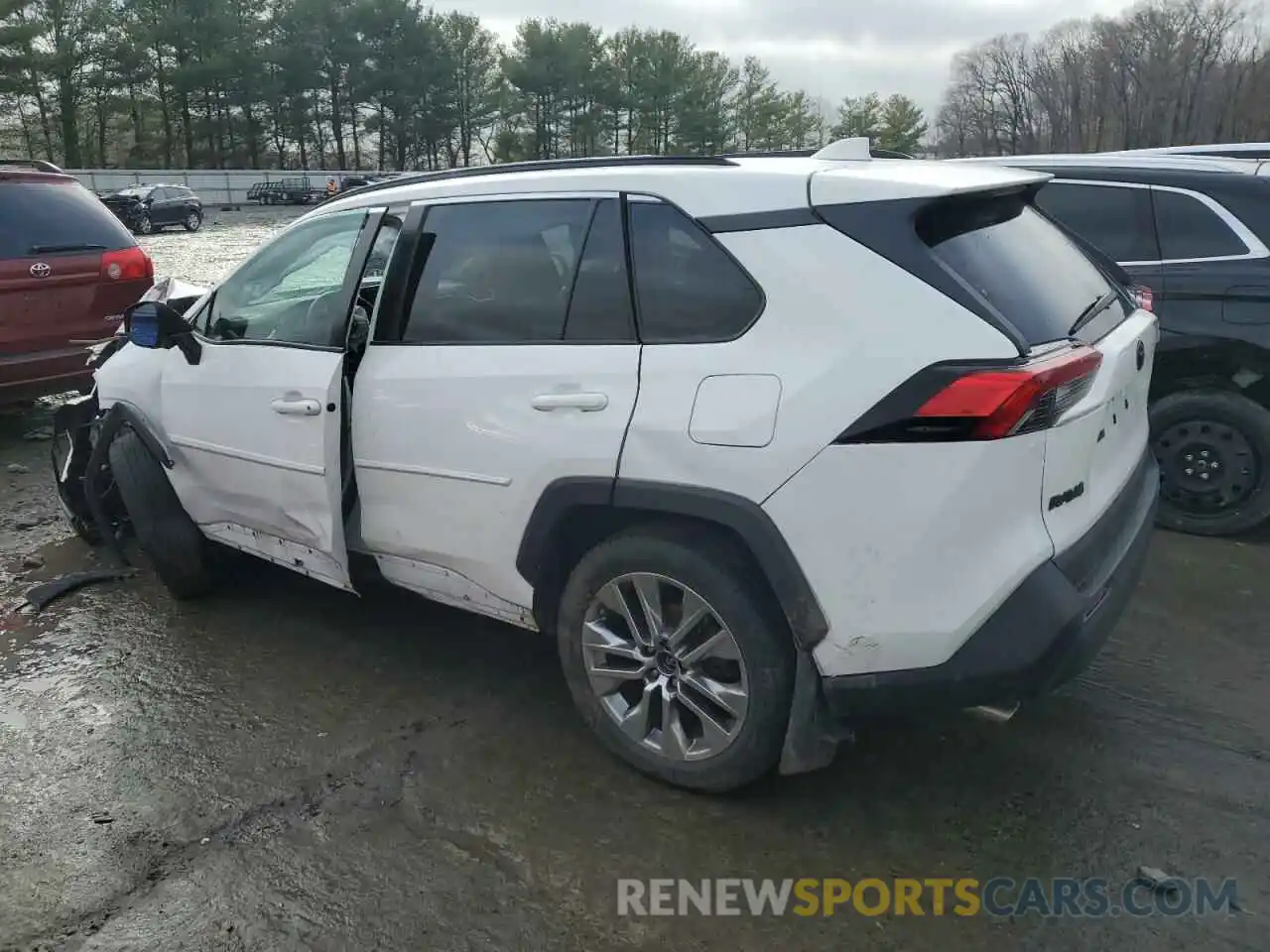 2 Photograph of a damaged car 2T3A1RFV6KC028295 TOYOTA RAV4 2019