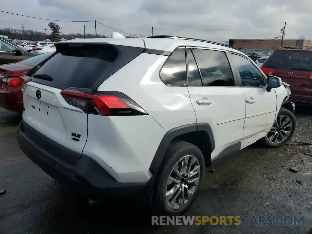 3 Photograph of a damaged car 2T3A1RFV6KC028295 TOYOTA RAV4 2019