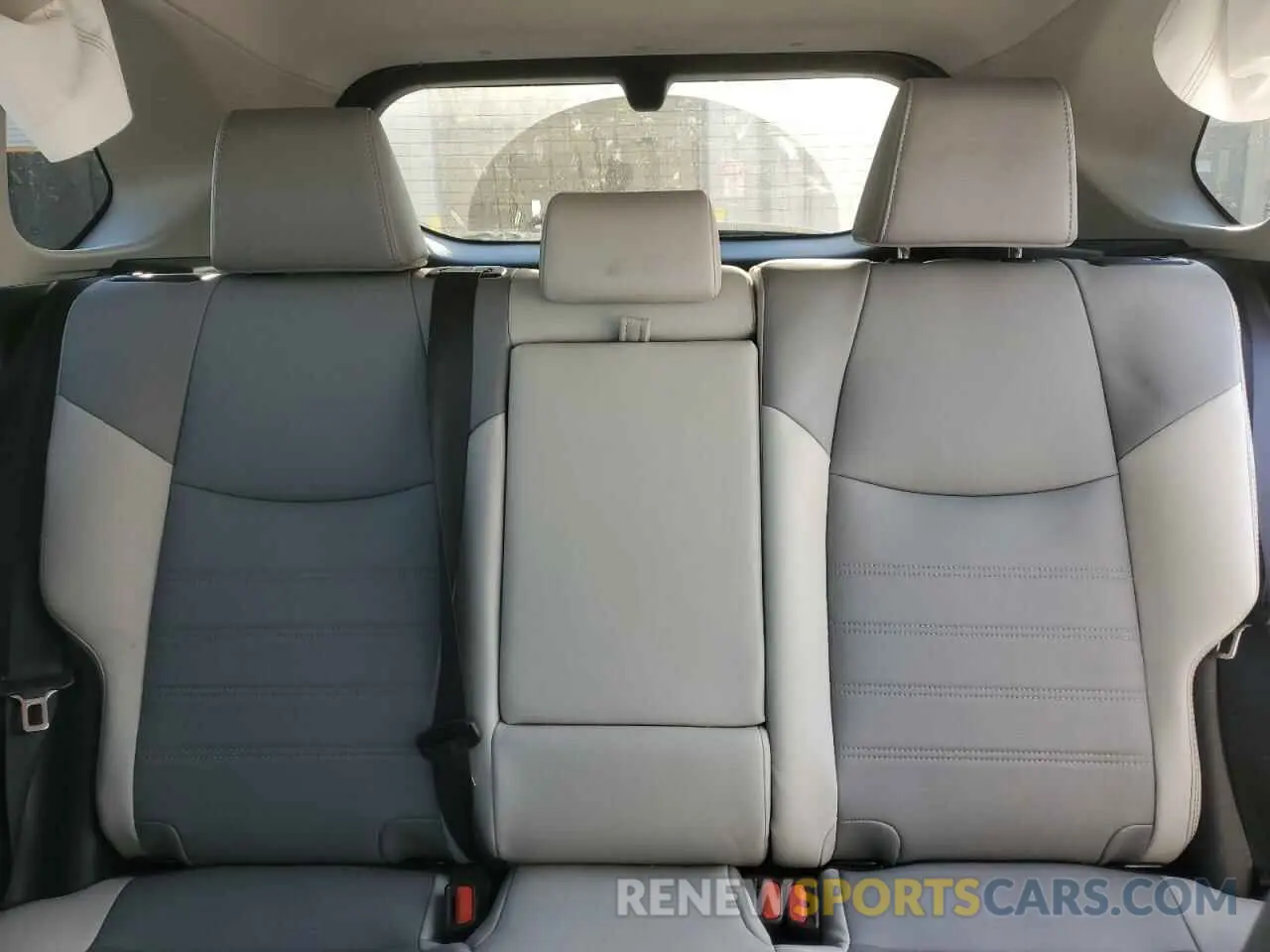 10 Photograph of a damaged car 2T3A1RFV6KC056937 TOYOTA RAV4 2019