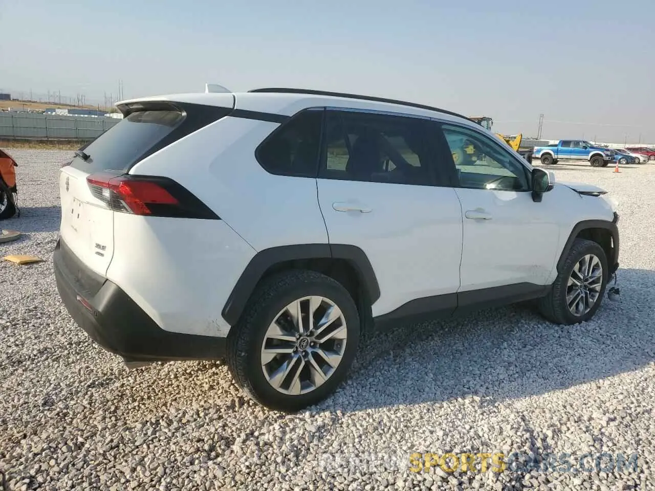 3 Photograph of a damaged car 2T3A1RFV6KC056937 TOYOTA RAV4 2019