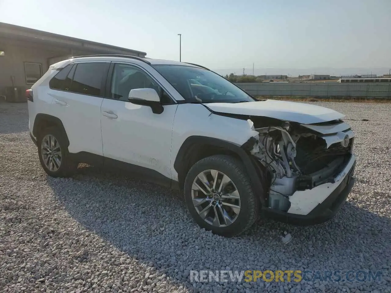 4 Photograph of a damaged car 2T3A1RFV6KC056937 TOYOTA RAV4 2019