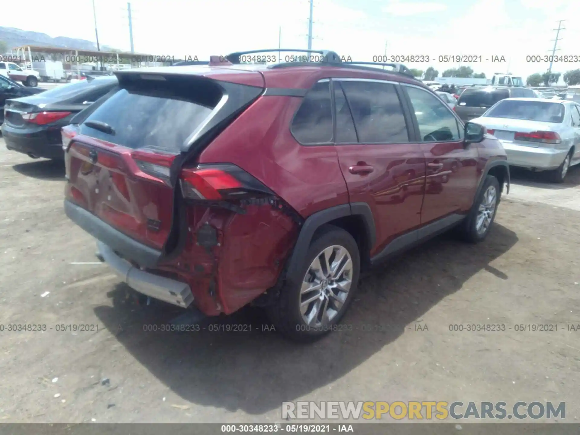 4 Photograph of a damaged car 2T3A1RFV6KW052126 TOYOTA RAV4 2019