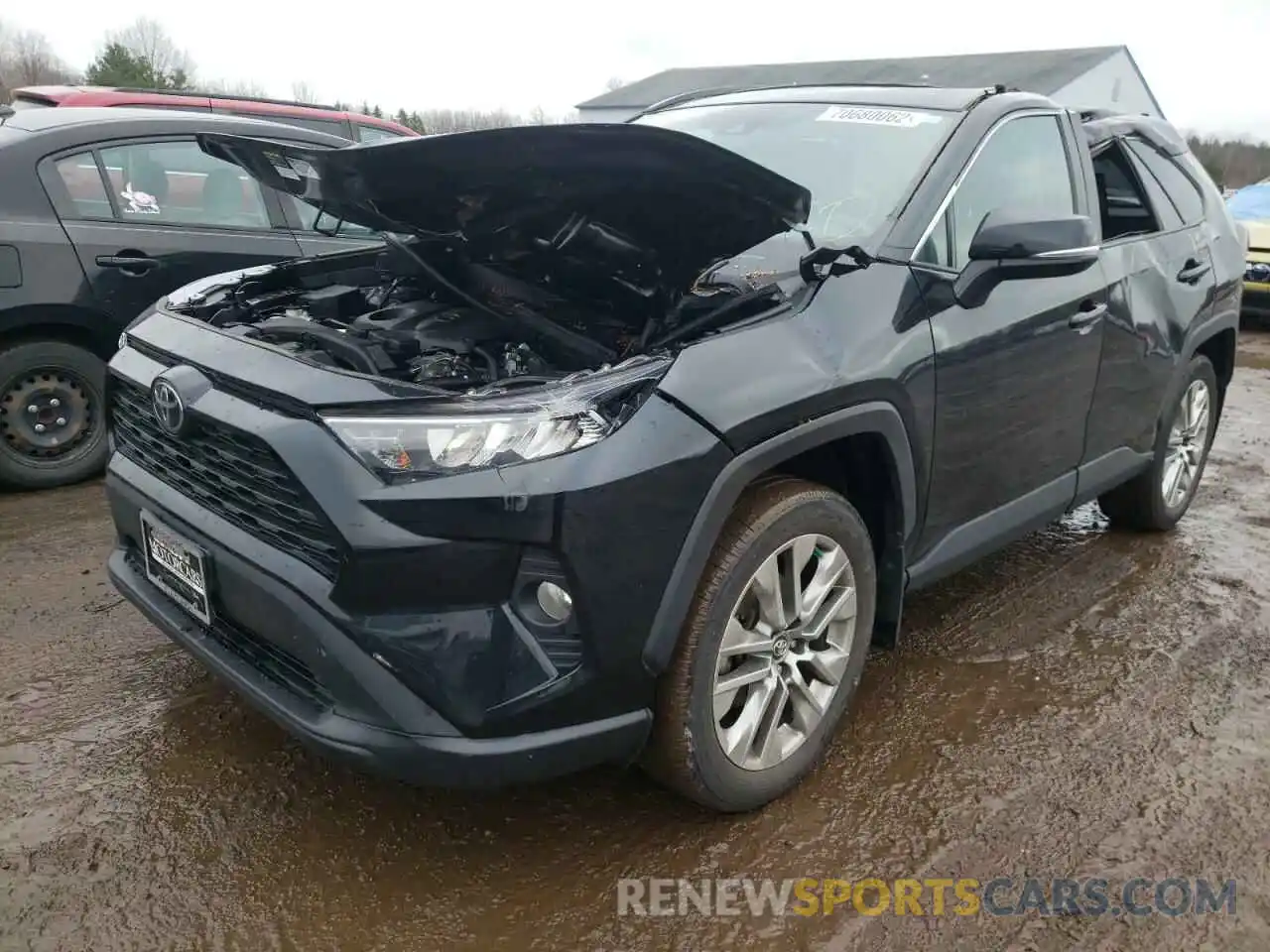 1 Photograph of a damaged car 2T3A1RFV6KW067130 TOYOTA RAV4 2019