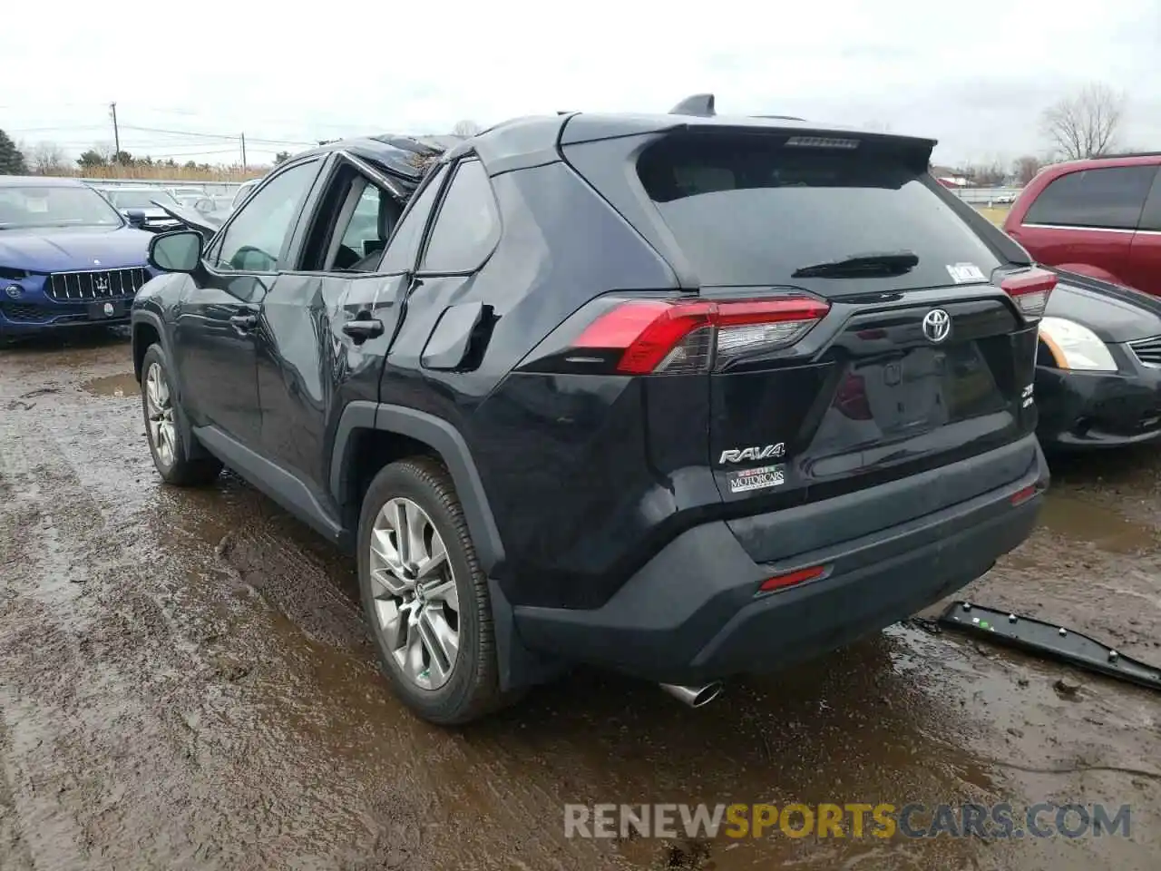 2 Photograph of a damaged car 2T3A1RFV6KW067130 TOYOTA RAV4 2019