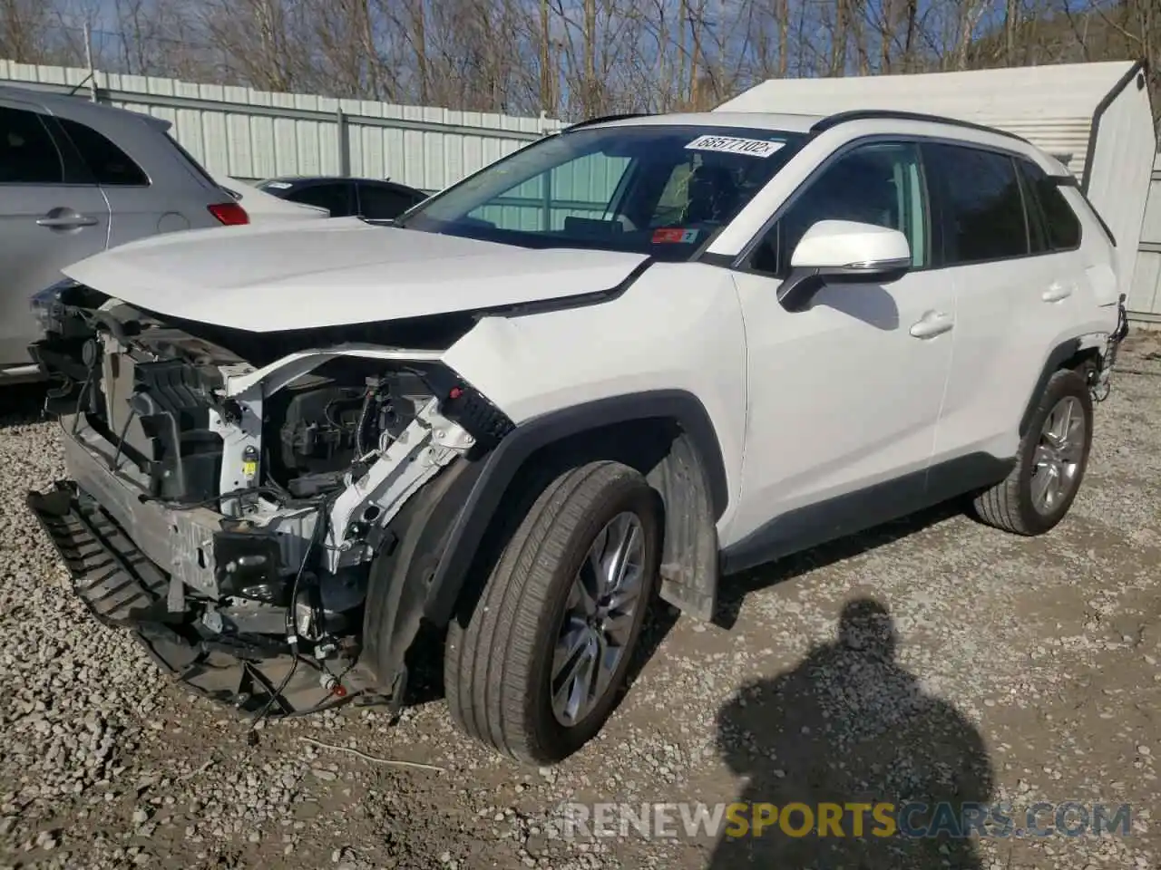 1 Photograph of a damaged car 2T3A1RFV7KC024921 TOYOTA RAV4 2019