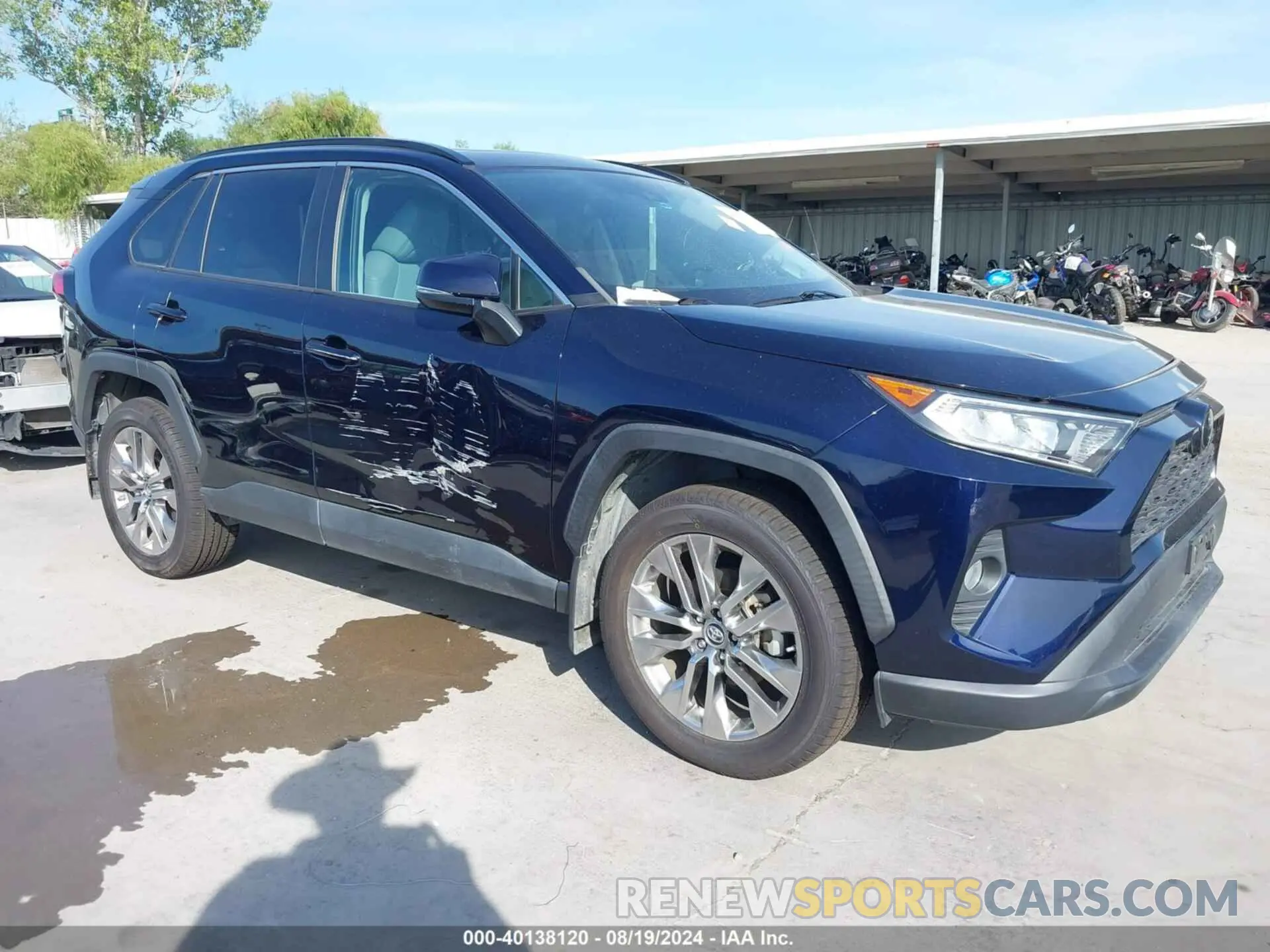 1 Photograph of a damaged car 2T3A1RFV7KC026751 TOYOTA RAV4 2019