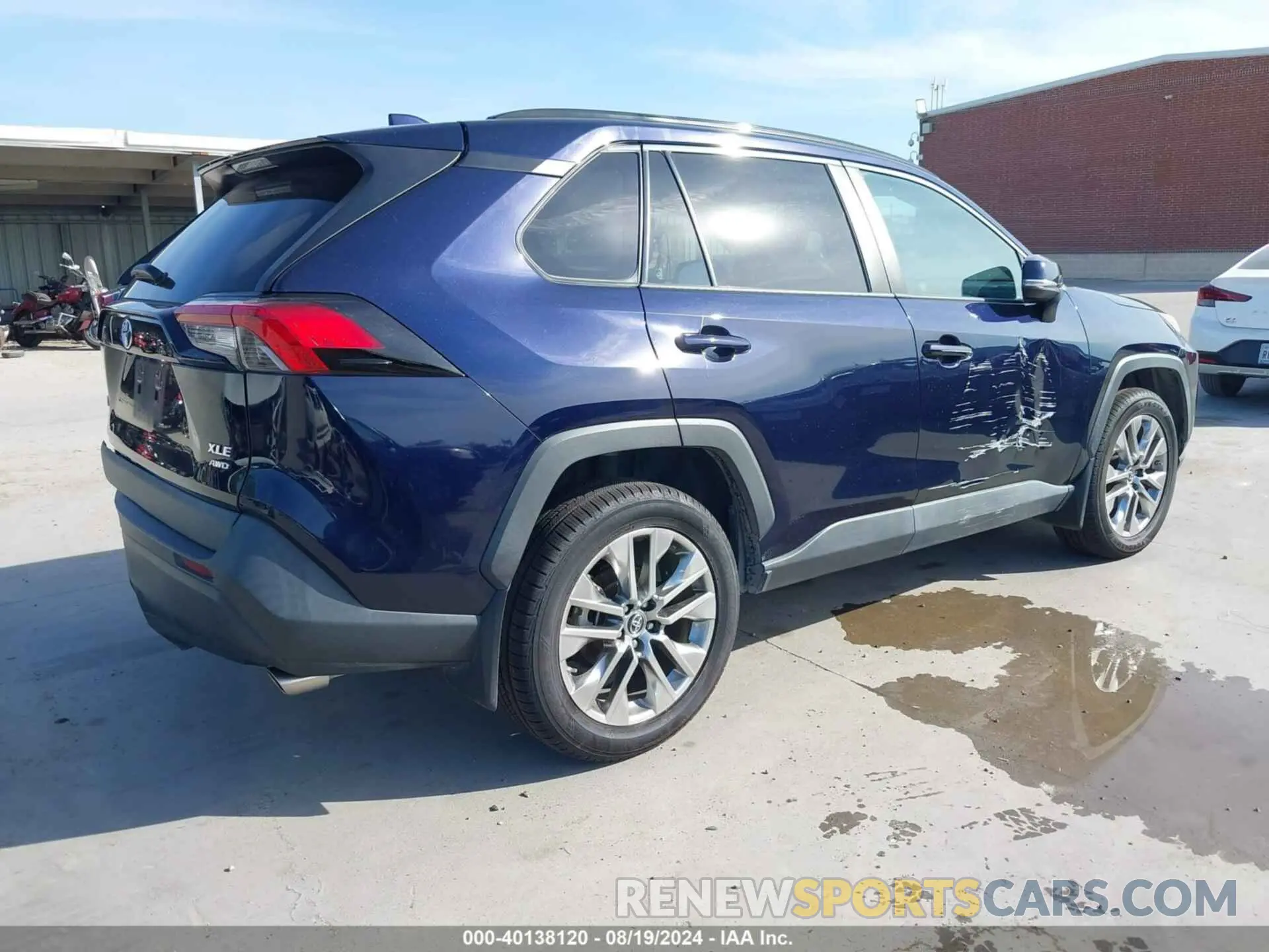 4 Photograph of a damaged car 2T3A1RFV7KC026751 TOYOTA RAV4 2019