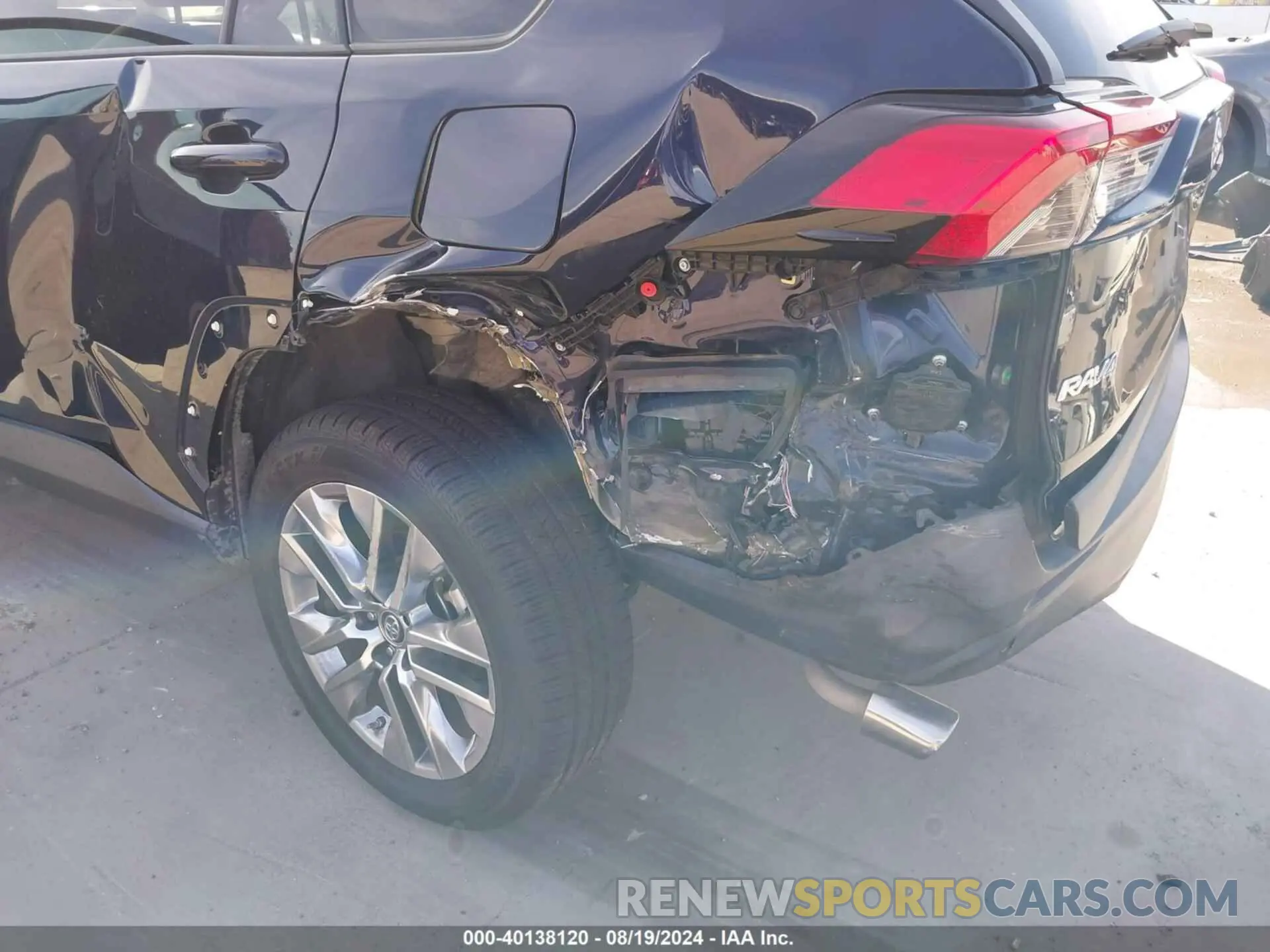 6 Photograph of a damaged car 2T3A1RFV7KC026751 TOYOTA RAV4 2019