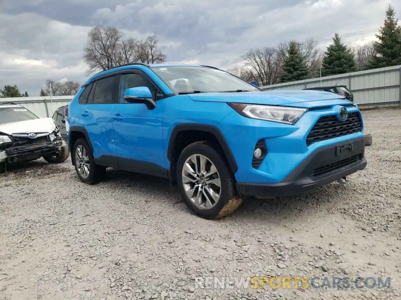 1 Photograph of a damaged car 2T3A1RFV7KC026846 TOYOTA RAV4 2019