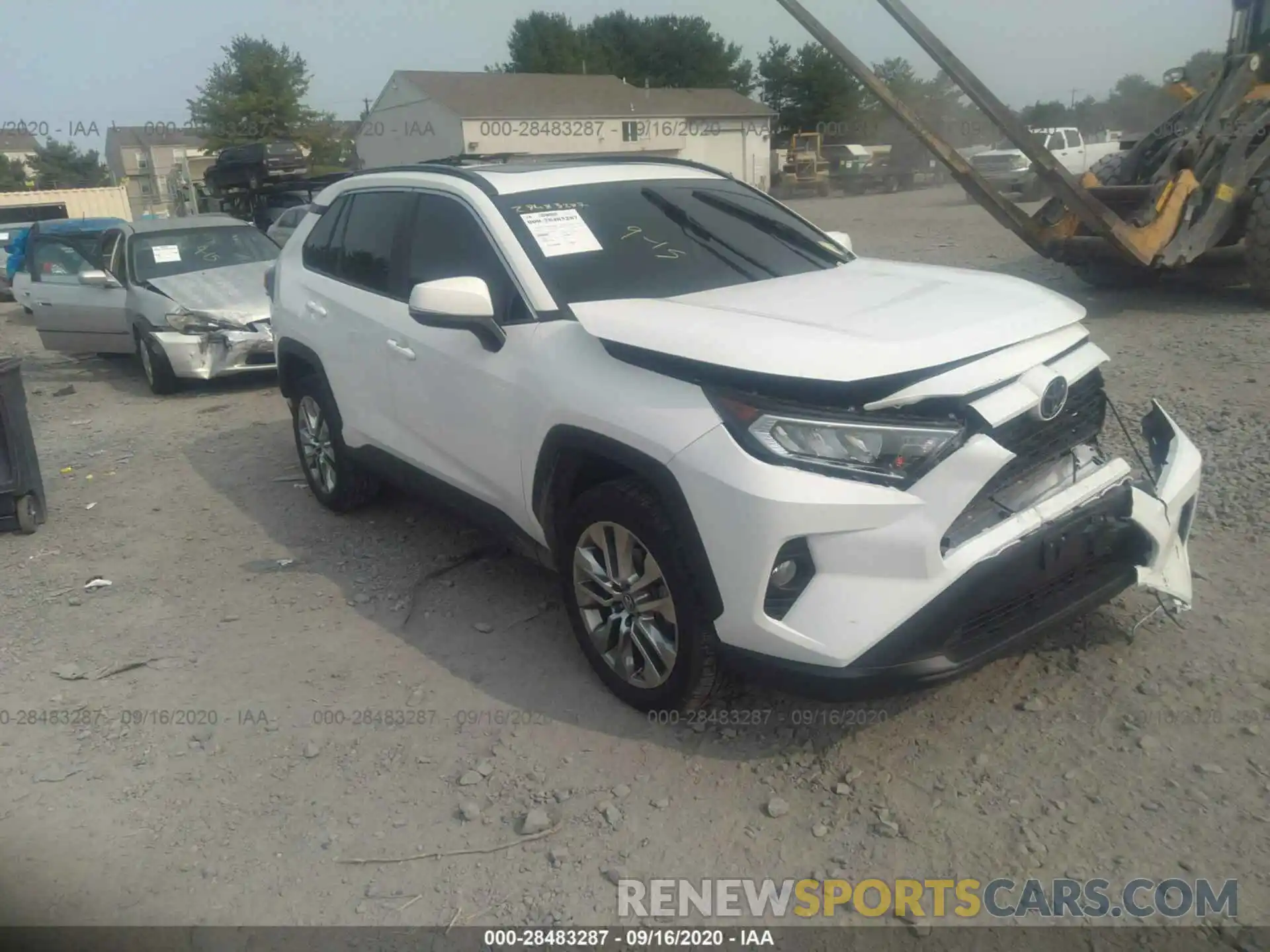 1 Photograph of a damaged car 2T3A1RFV7KC049432 TOYOTA RAV4 2019