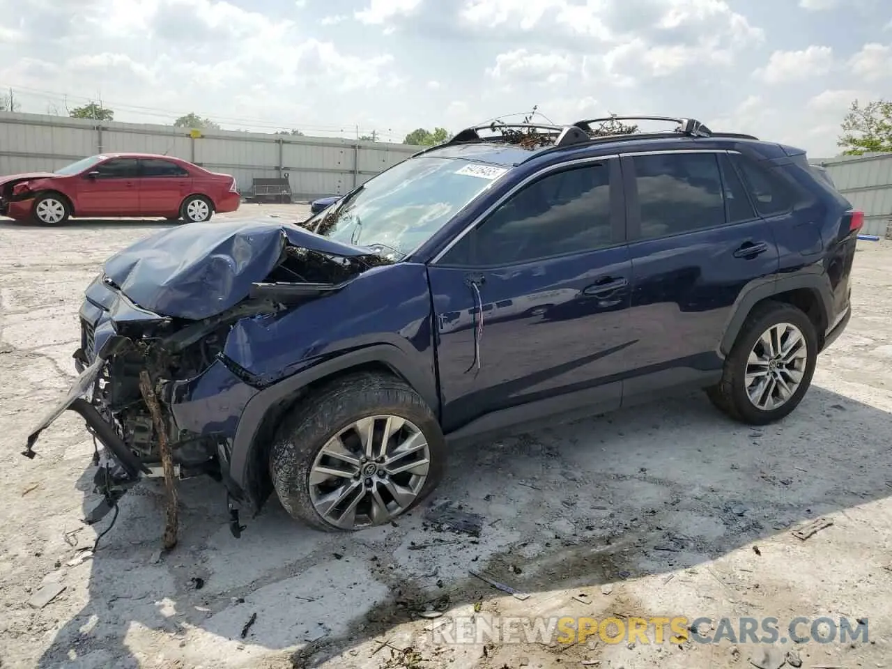 1 Photograph of a damaged car 2T3A1RFV7KW049185 TOYOTA RAV4 2019