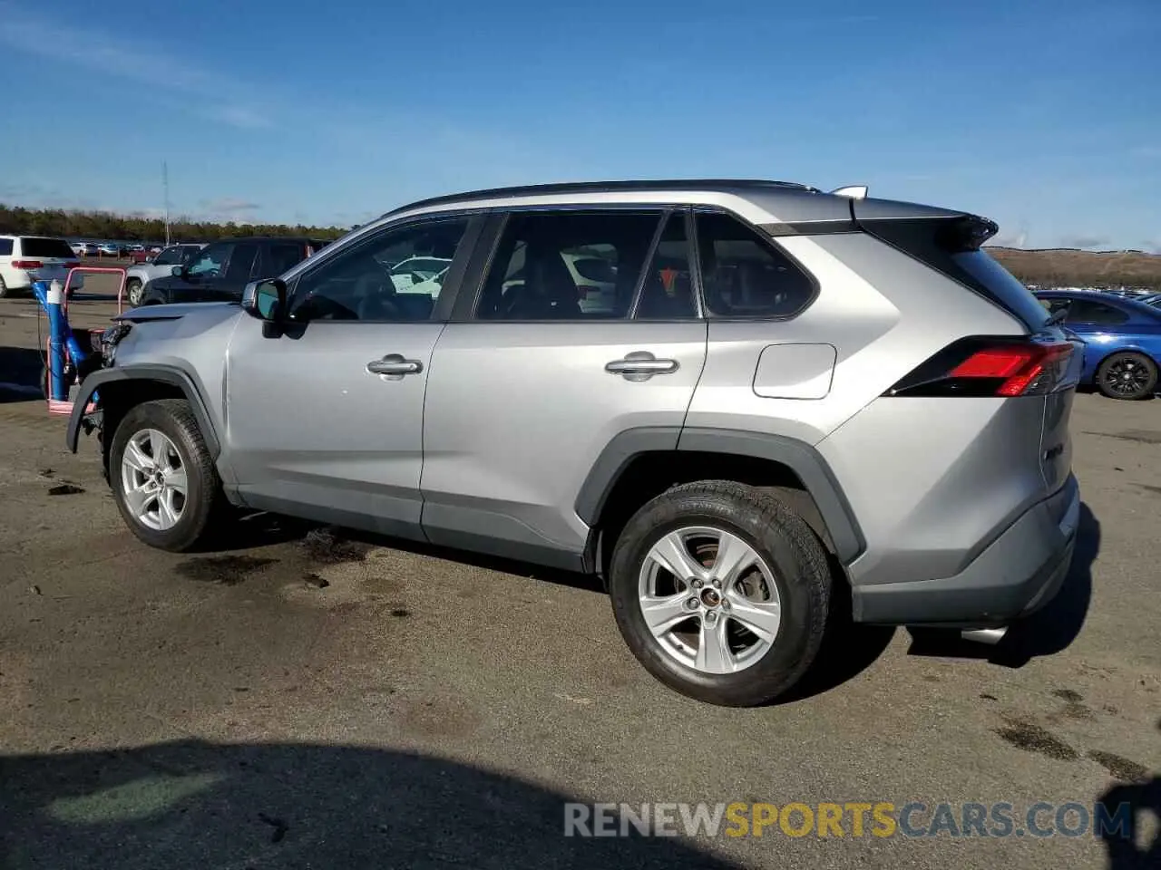 2 Photograph of a damaged car 2T3A1RFV8KC031456 TOYOTA RAV4 2019