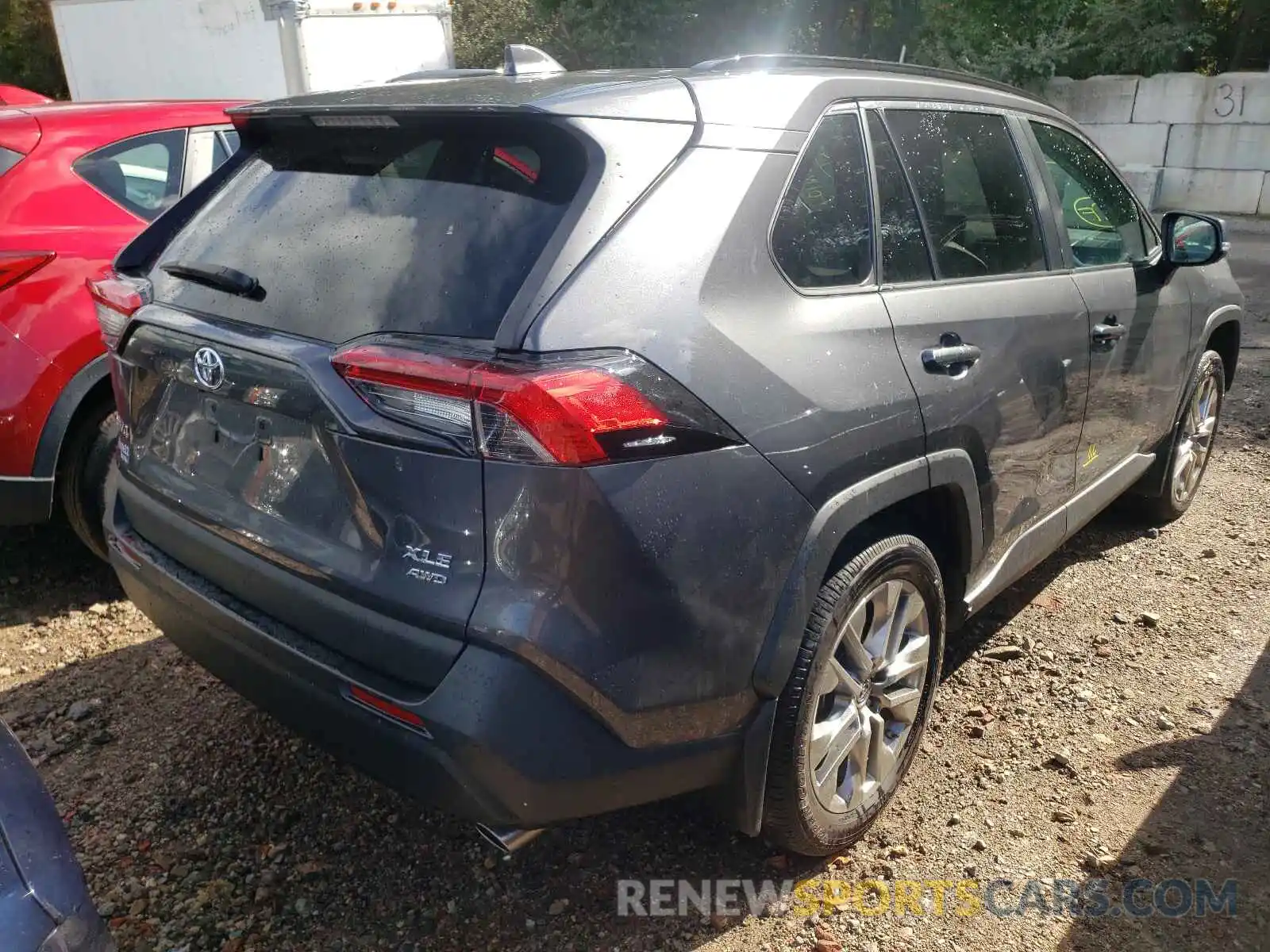 4 Photograph of a damaged car 2T3A1RFV8KC047706 TOYOTA RAV4 2019