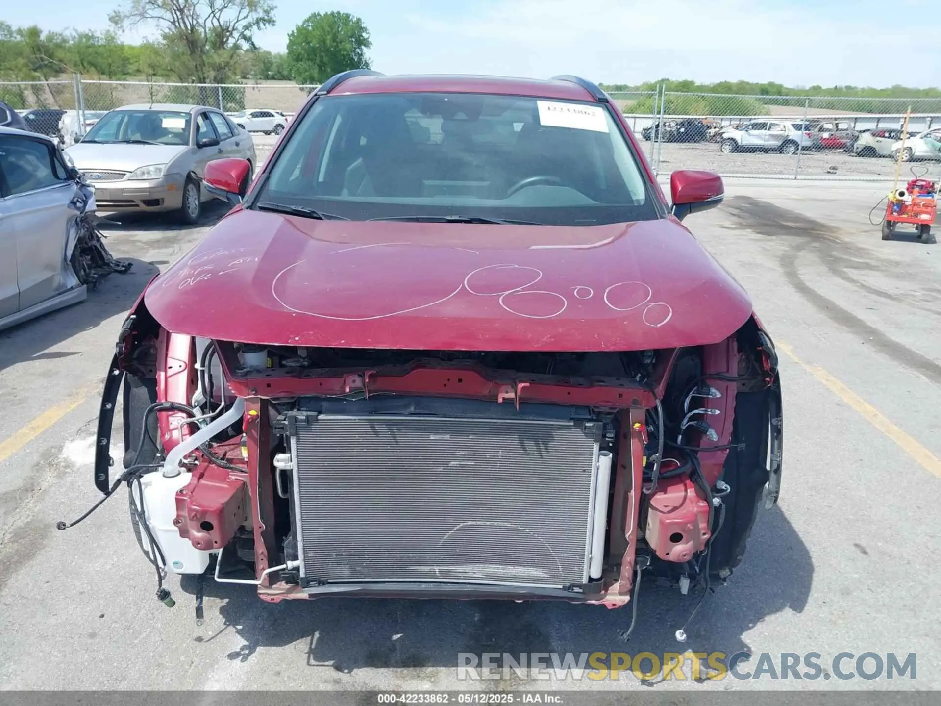 12 Photograph of a damaged car 2T3A1RFV8KW080641 TOYOTA RAV4 2019