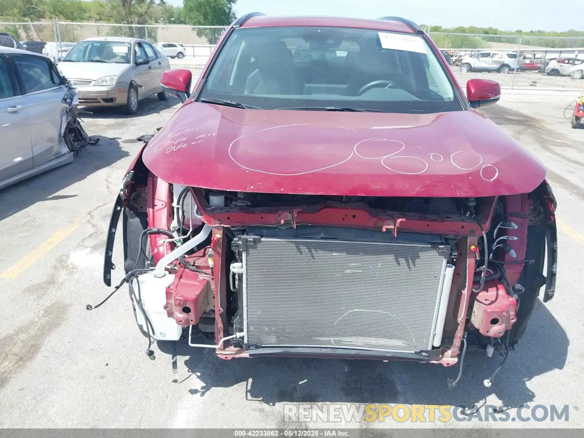 6 Photograph of a damaged car 2T3A1RFV8KW080641 TOYOTA RAV4 2019